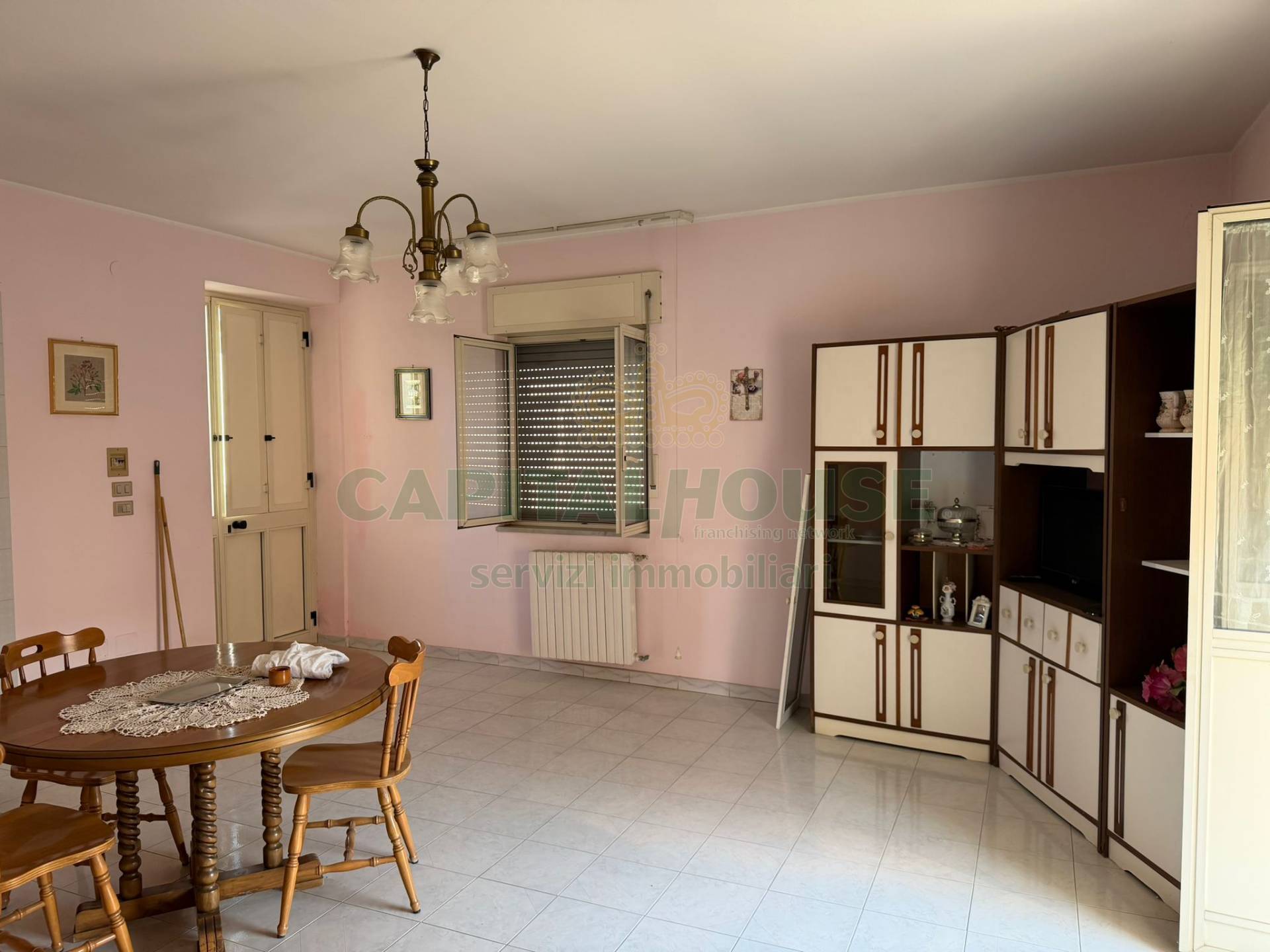 Bilocale in vendita a Sperone
