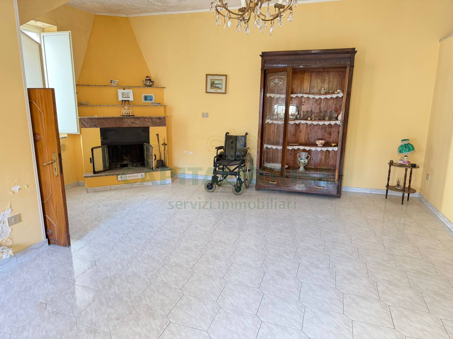 Bilocale in vendita a Sperone