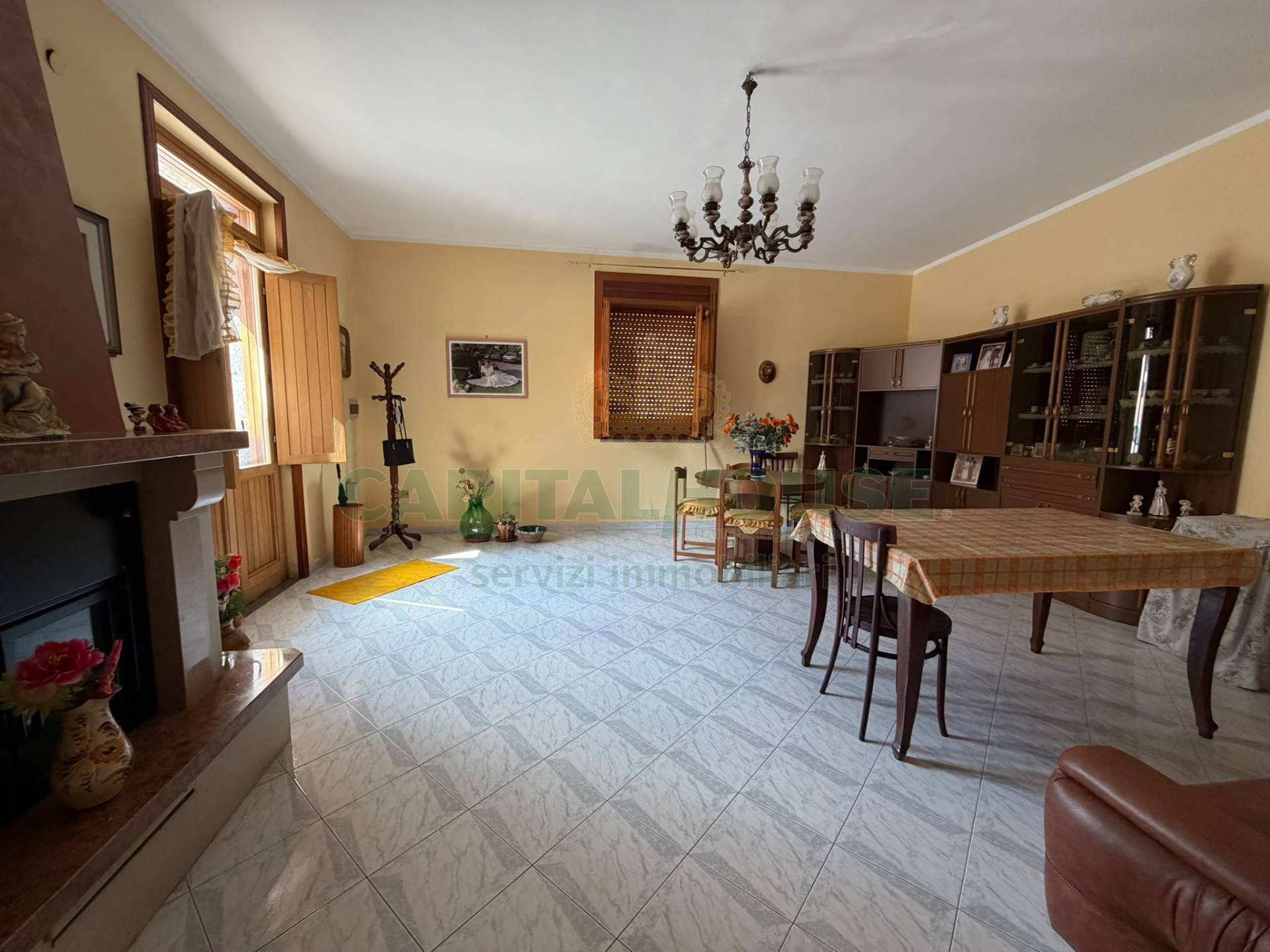 Appartamento in vendita a Sperone