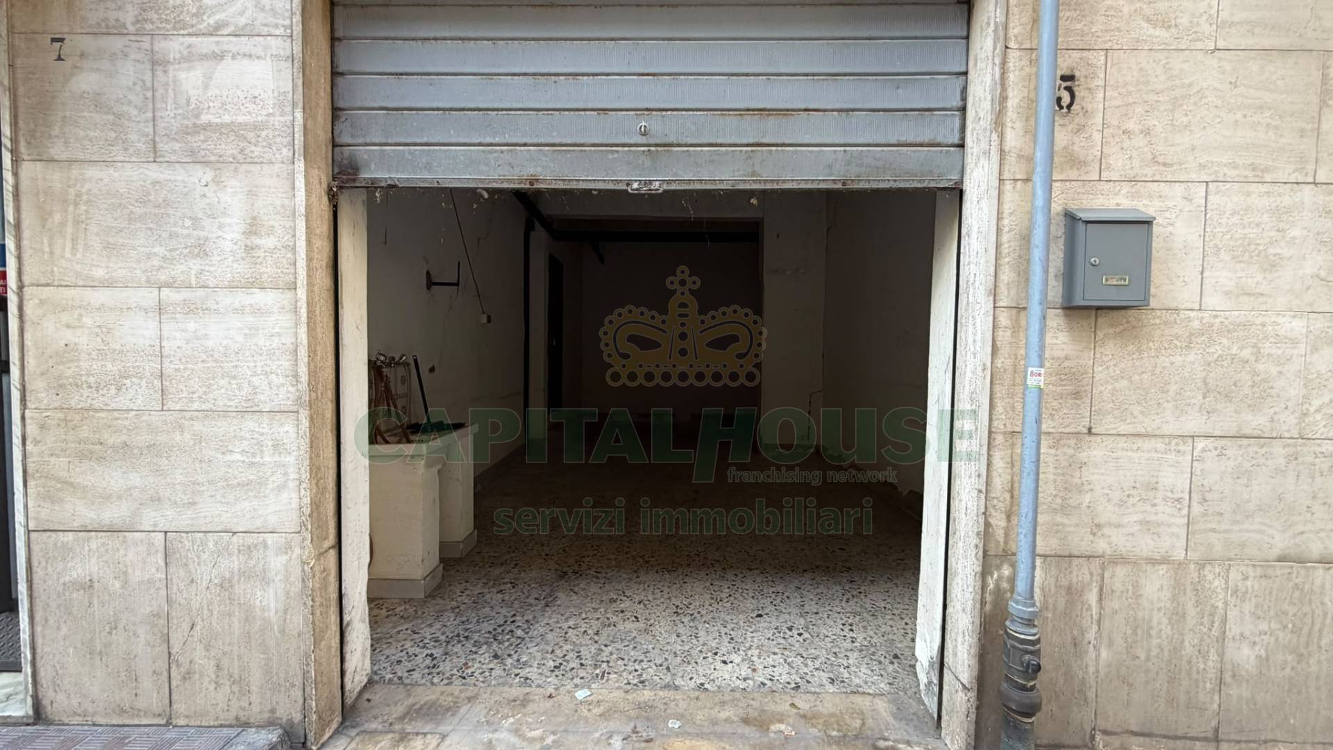 Box o garage in affitto a Mugnano del Cardinale