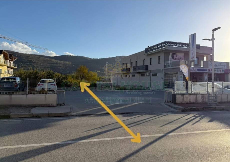 Terreno edificabile in vendita a Sperone