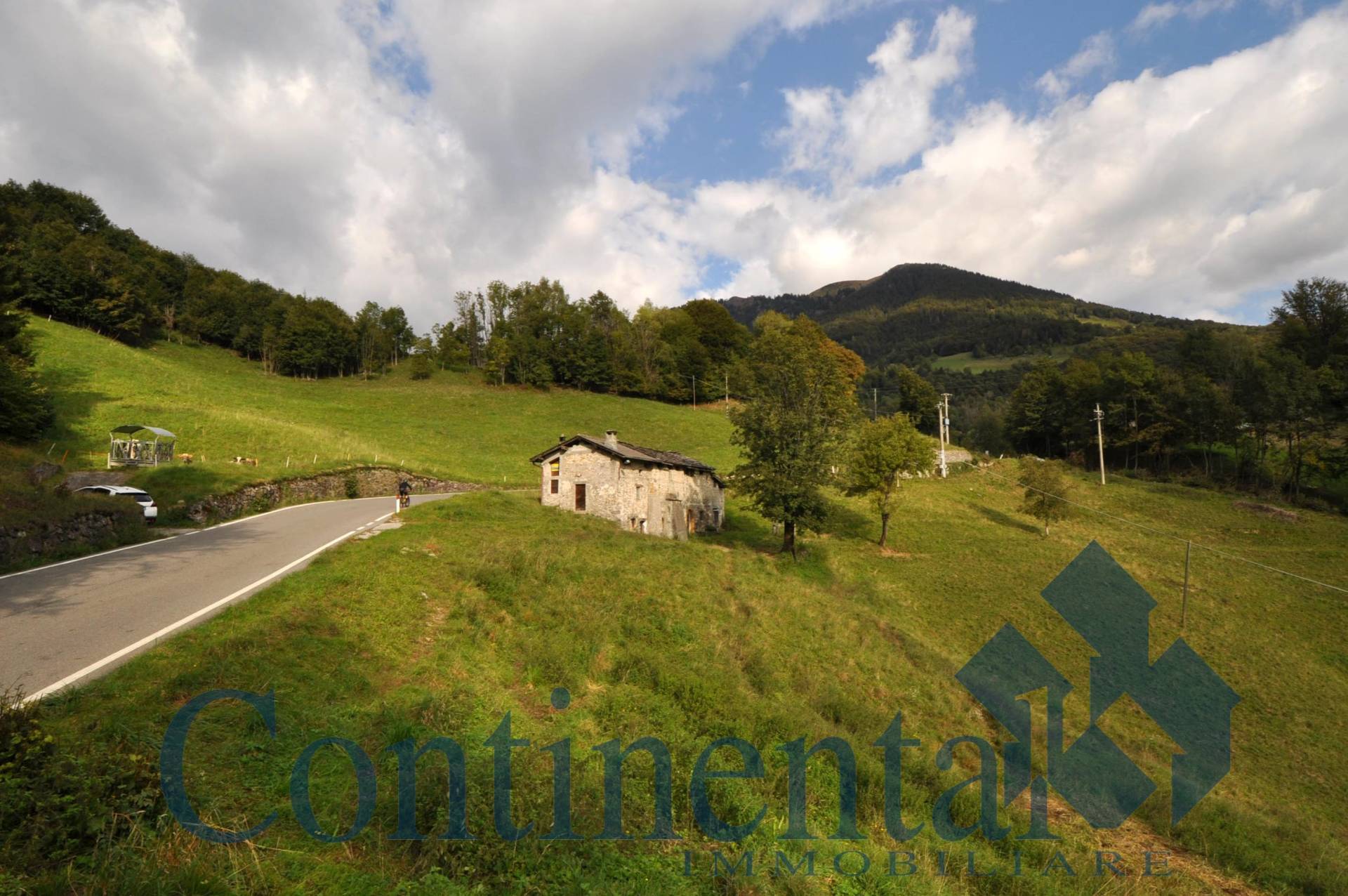 Rustico Baita in vendita a Santa Brigida