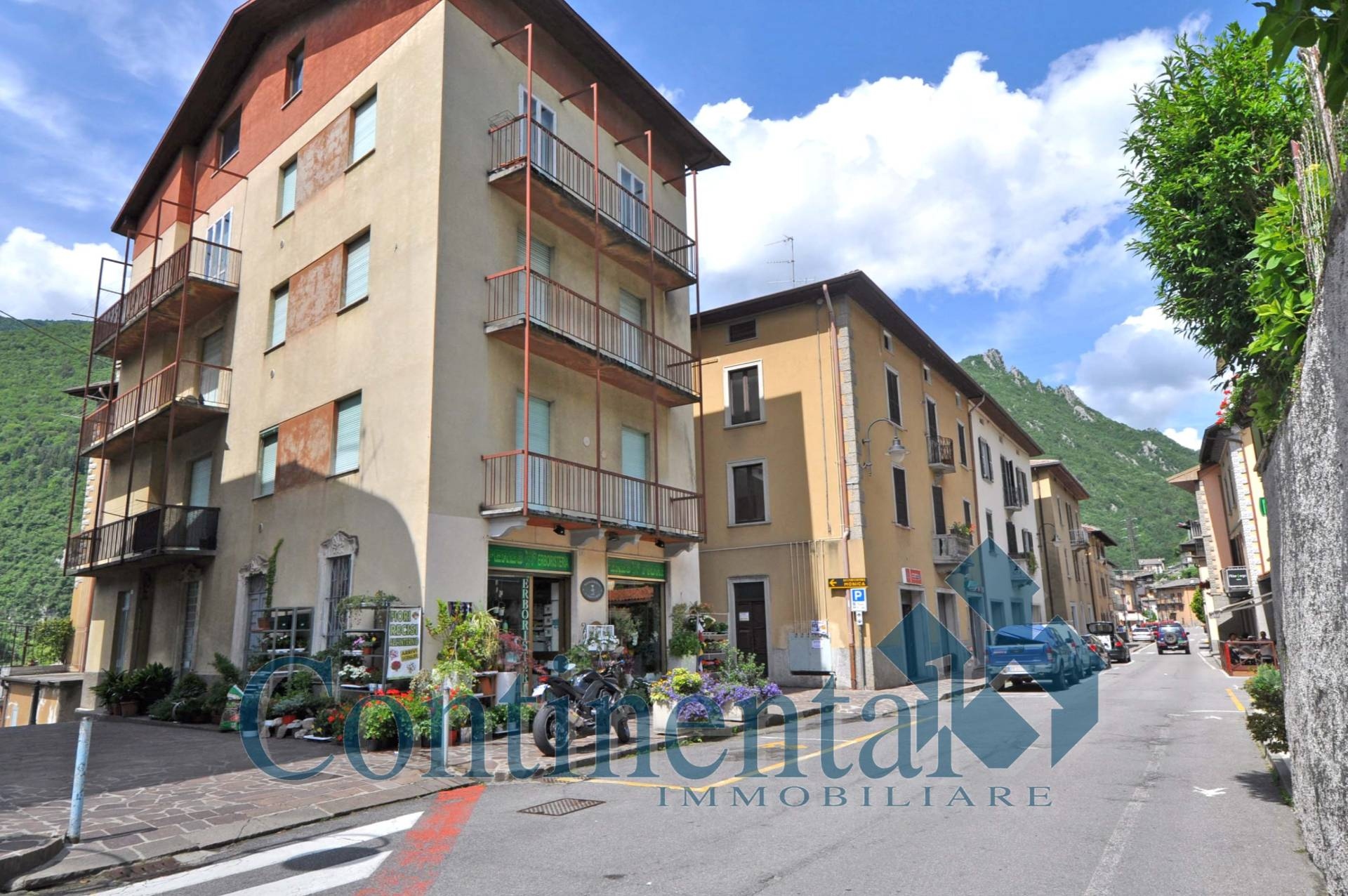 Appartamento in vendita a Piazza Brembana