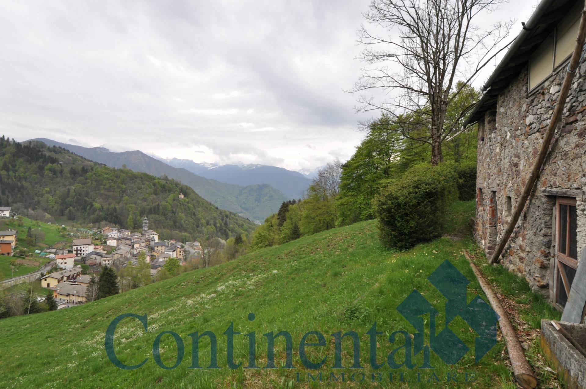 Rustico Baita in vendita a Cusio