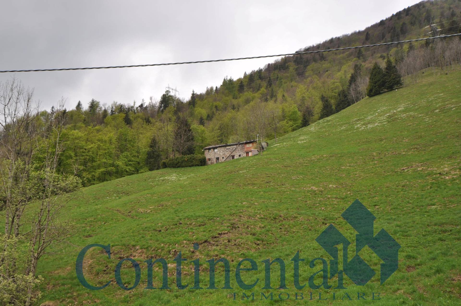 Rustico Baita in vendita a Cusio