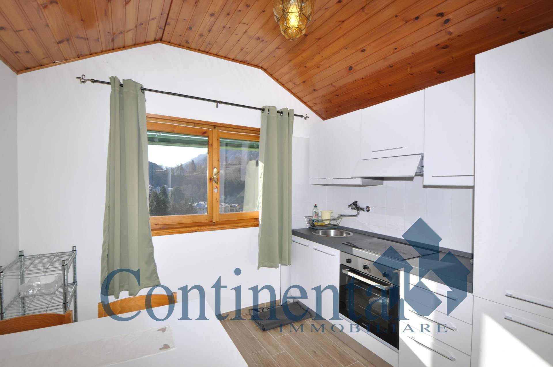 Appartamento in vendita a Piazza Brembana