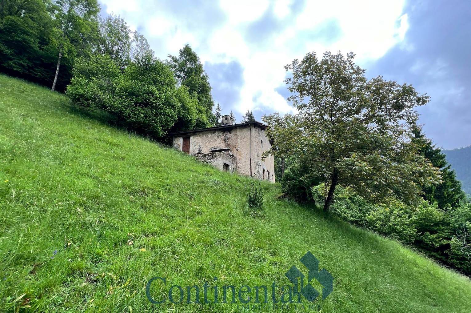Casa rustica in vendita a Piazzatorre