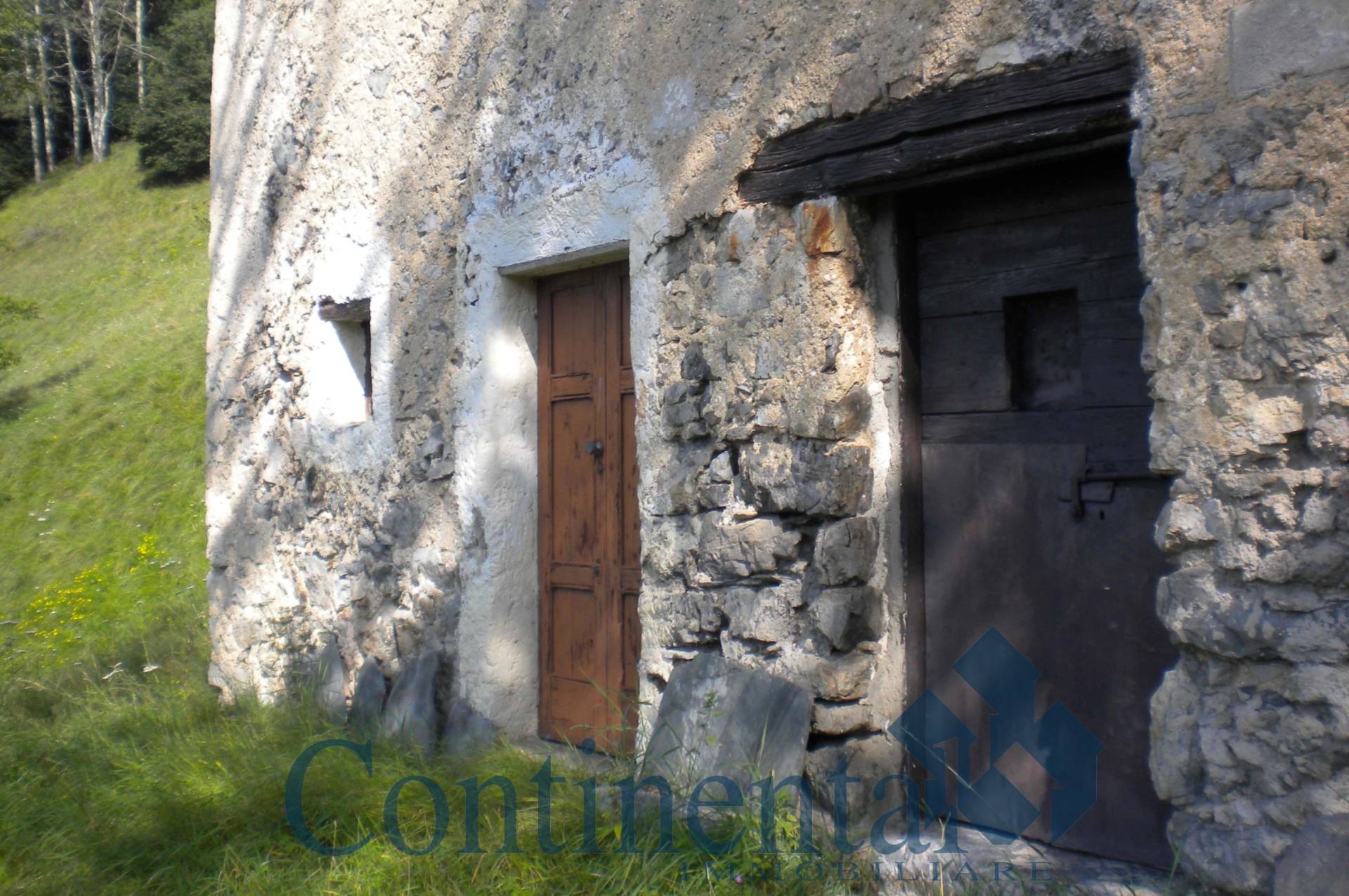 Casa rustica in vendita a Piazzatorre