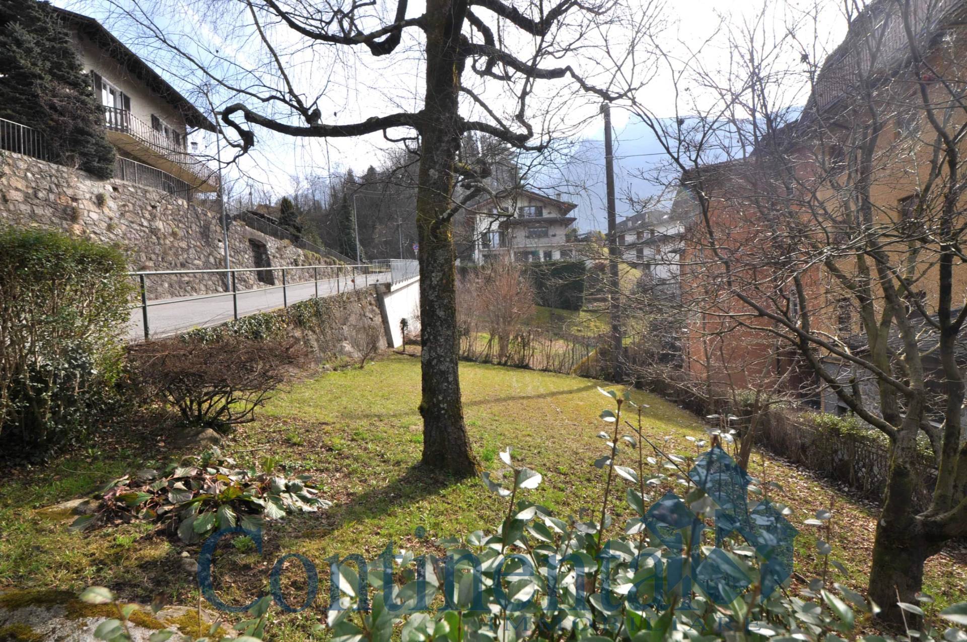 Terreno edificabile in vendita a Piazza Brembana