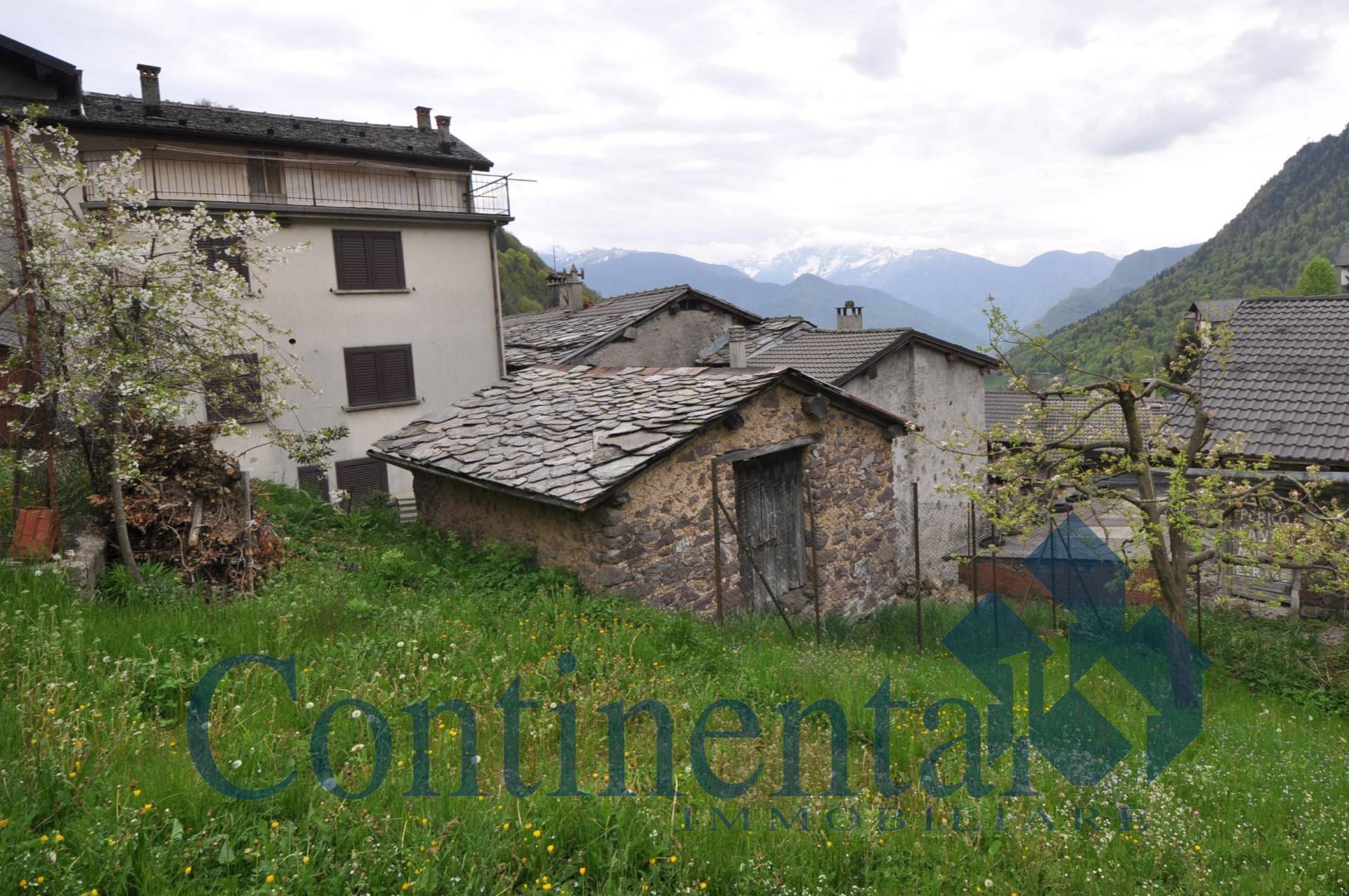 Rustico Baita in vendita a Cusio