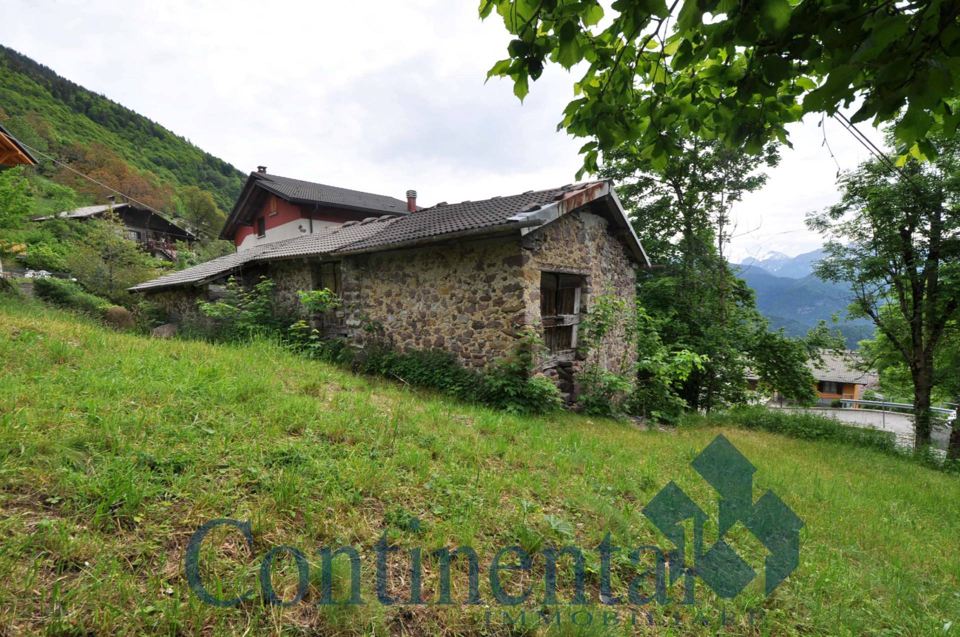 Rustico Baita in vendita a Cusio