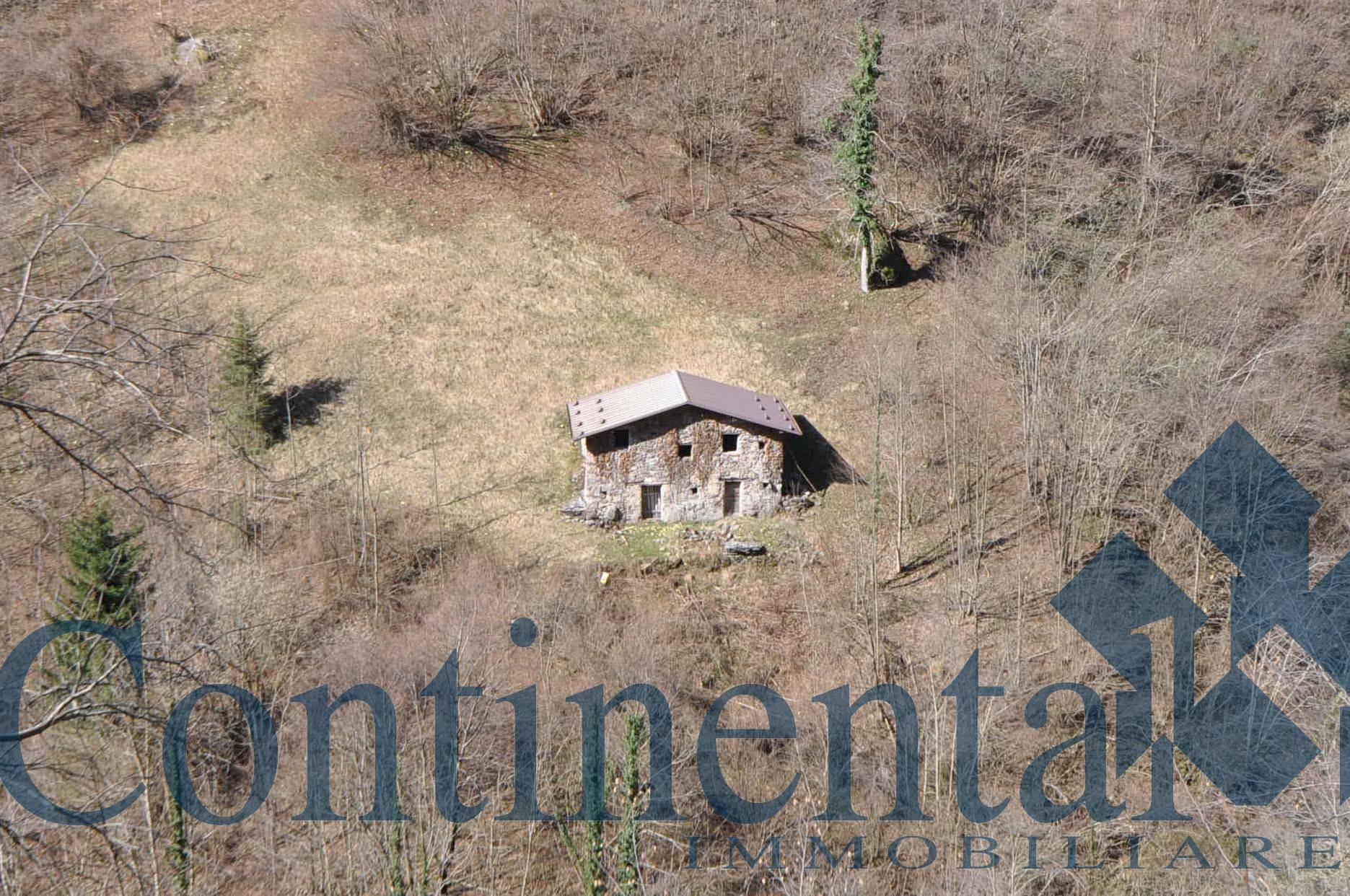 Rustico Baita in vendita a Ornica