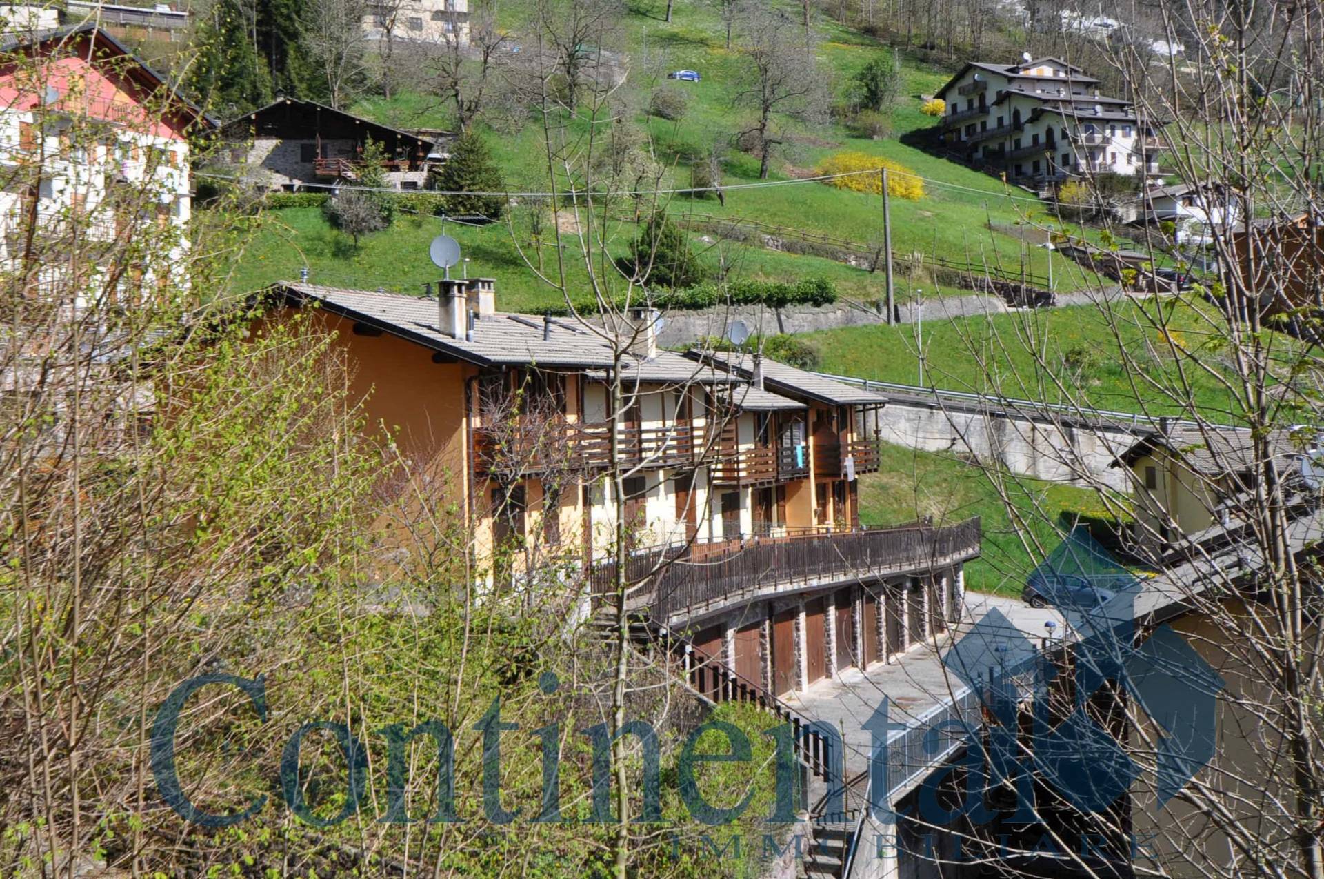 Villa a schiera in vendita a Cusio