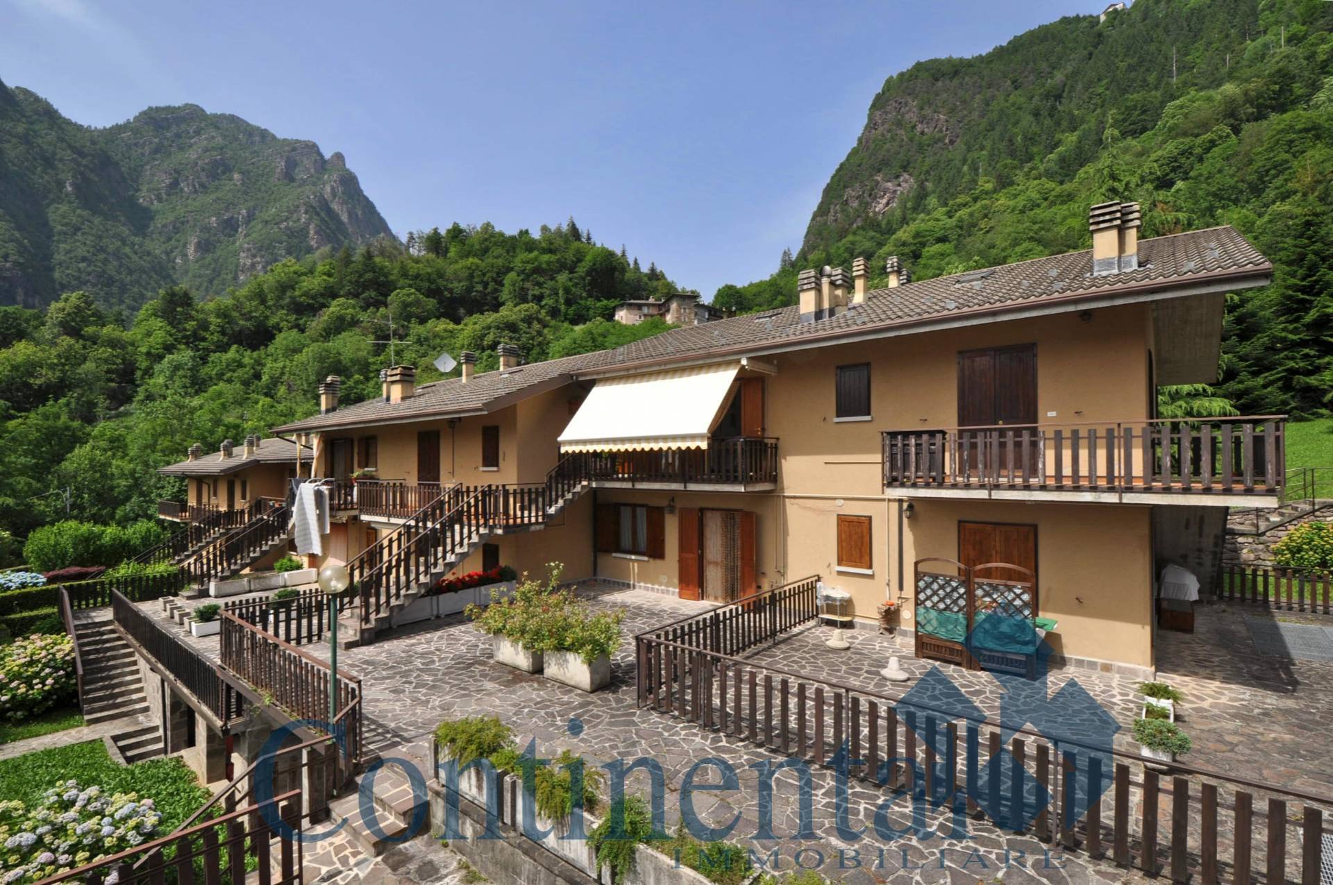 Appartamento in vendita a Roncobello