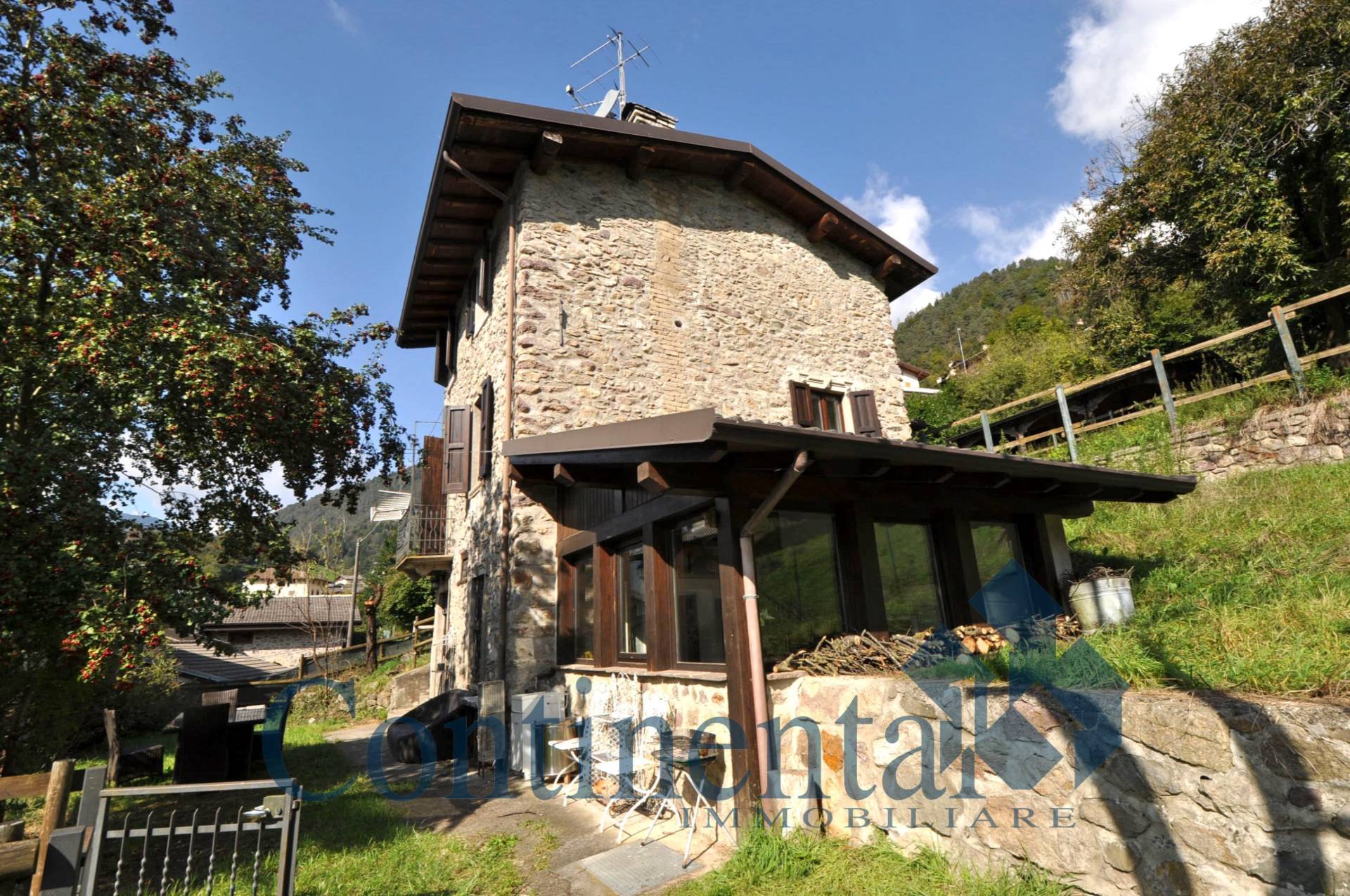 Rustico ristrutturato in vendita a Moio de' Calvi