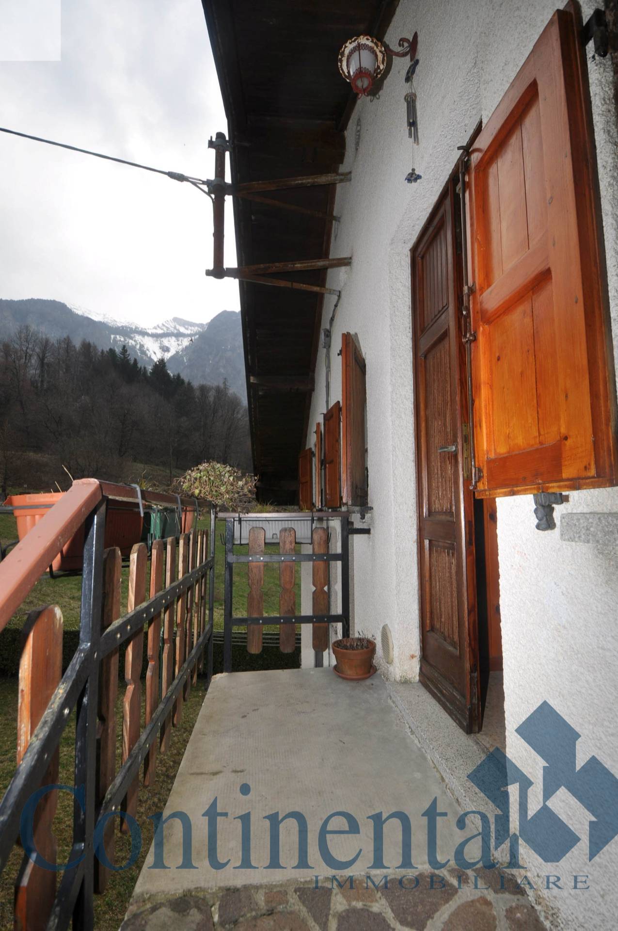 Appartamento in vendita a Roncobello