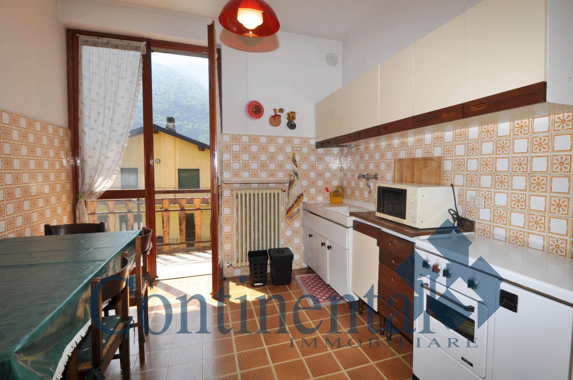 Appartamento in vendita a Piazza Brembana