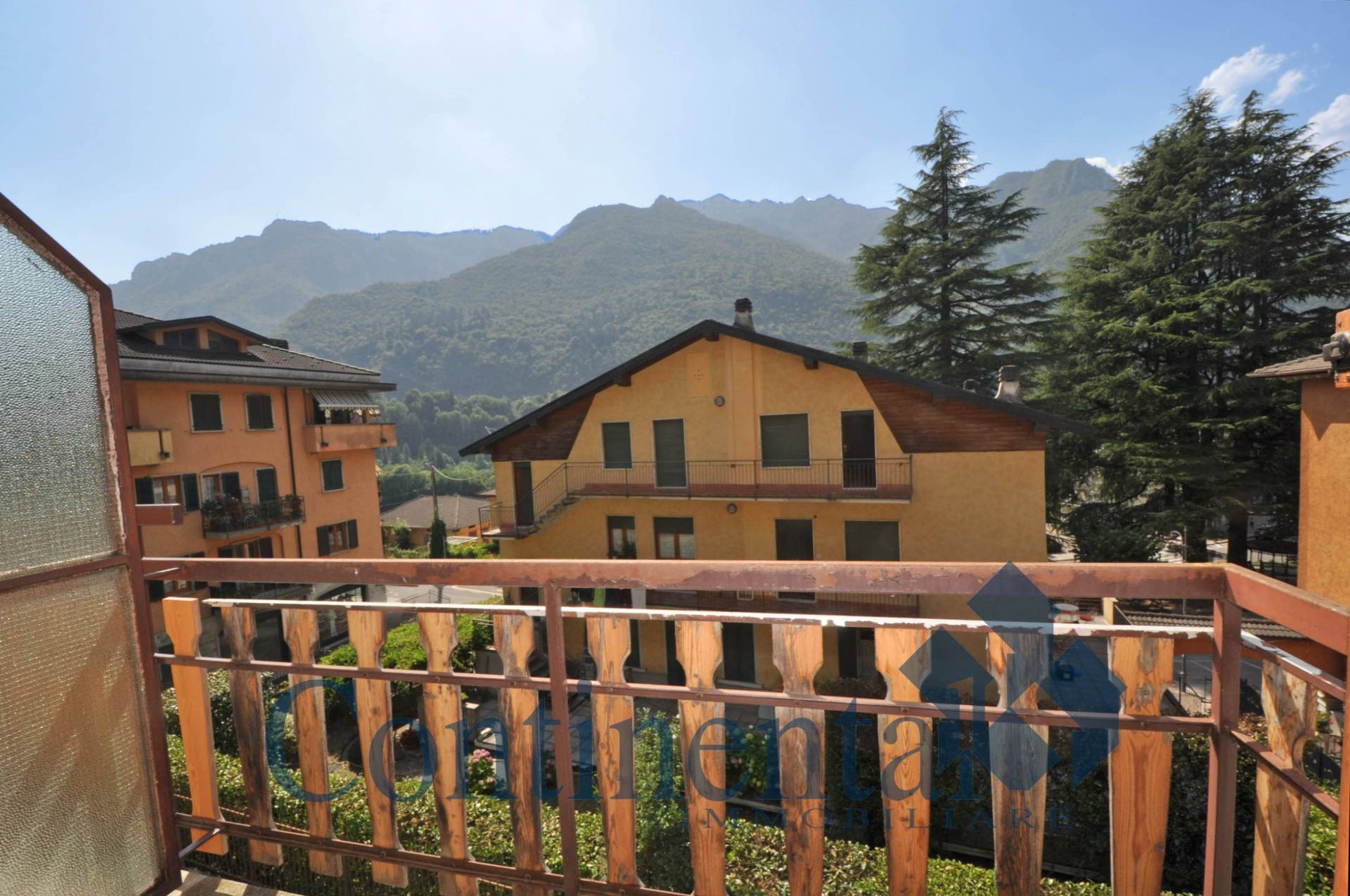Appartamento in vendita a Piazza Brembana