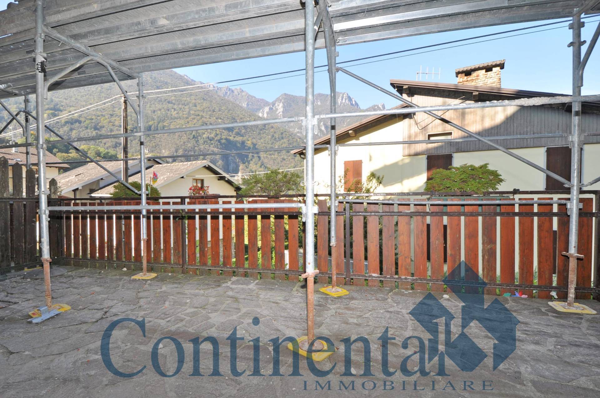 Appartamento in vendita a Piazza Brembana