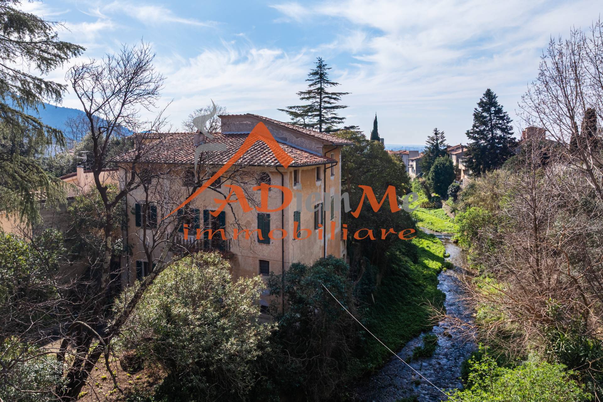 Villa storica in vendita a Calci, Centro