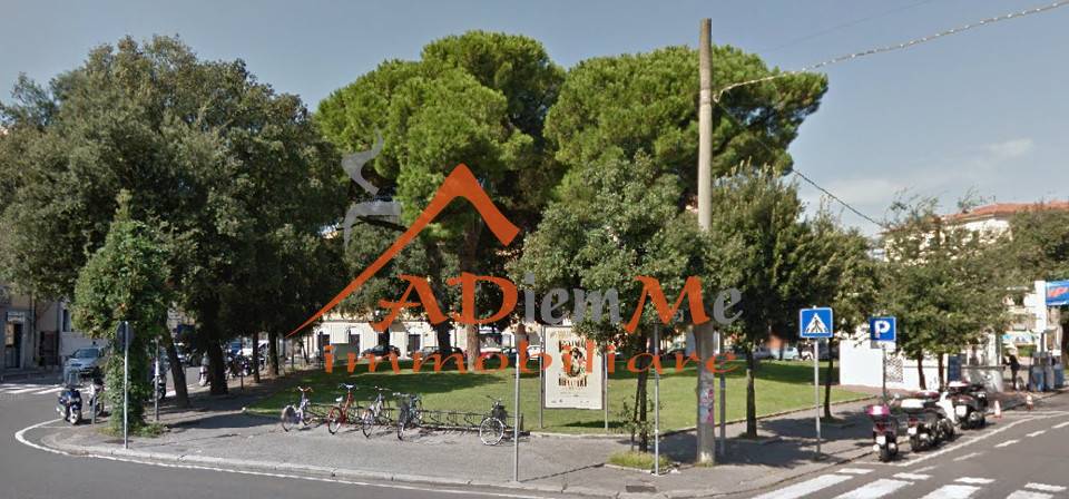 Locale commerciale in affitto a Pisa, San Martino