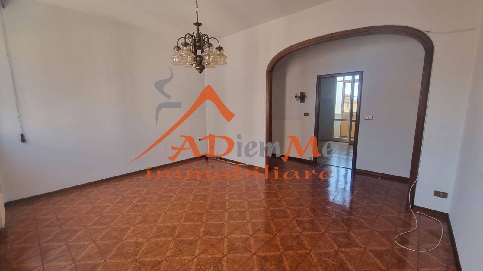 Appartamento in vendita a Cascina, Centro