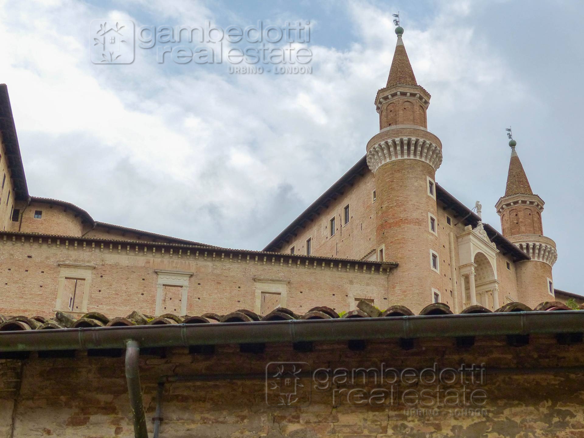 Appartamento in affitto a Urbino, Centro Storico