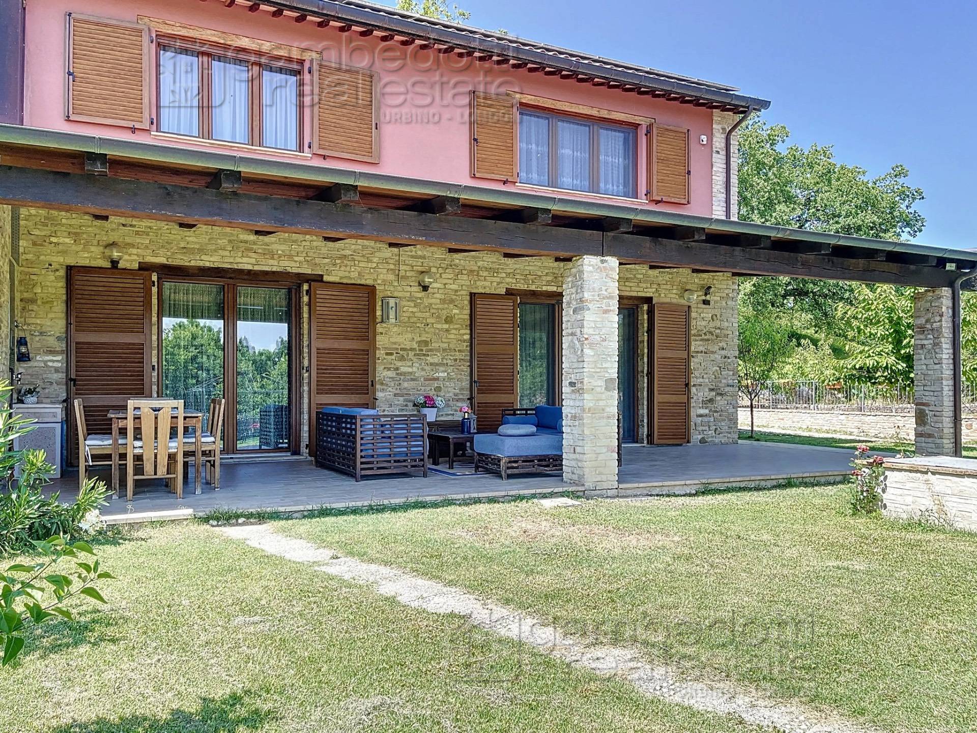 Casa Indipendente in vendita a Fermignano