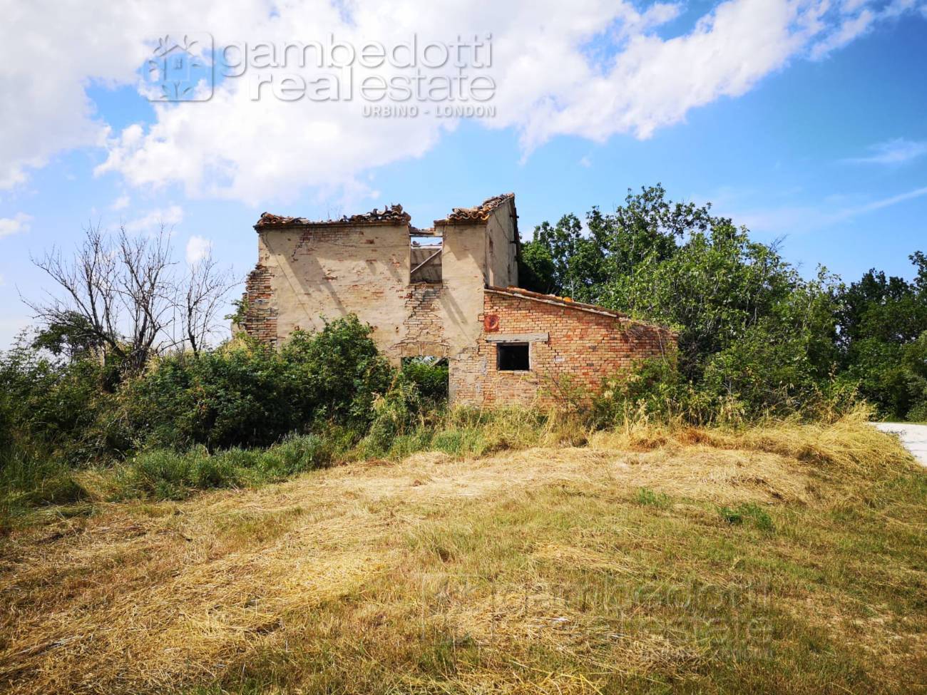 Rustico in vendita a Terre Roveresche