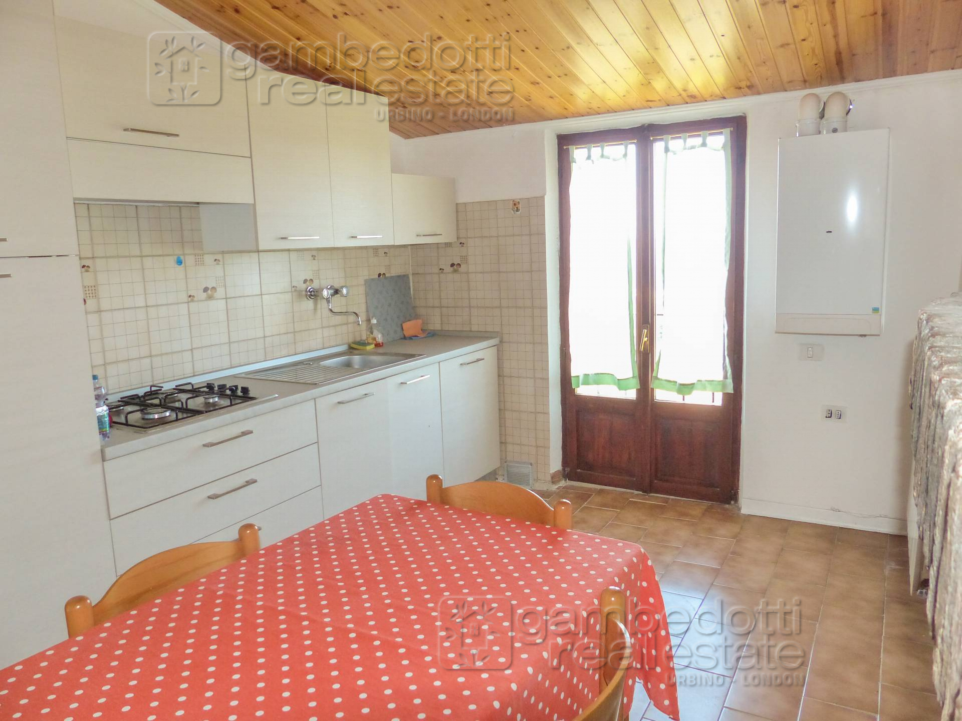 Casa Indipendente in vendita a Urbino, Montesoffio