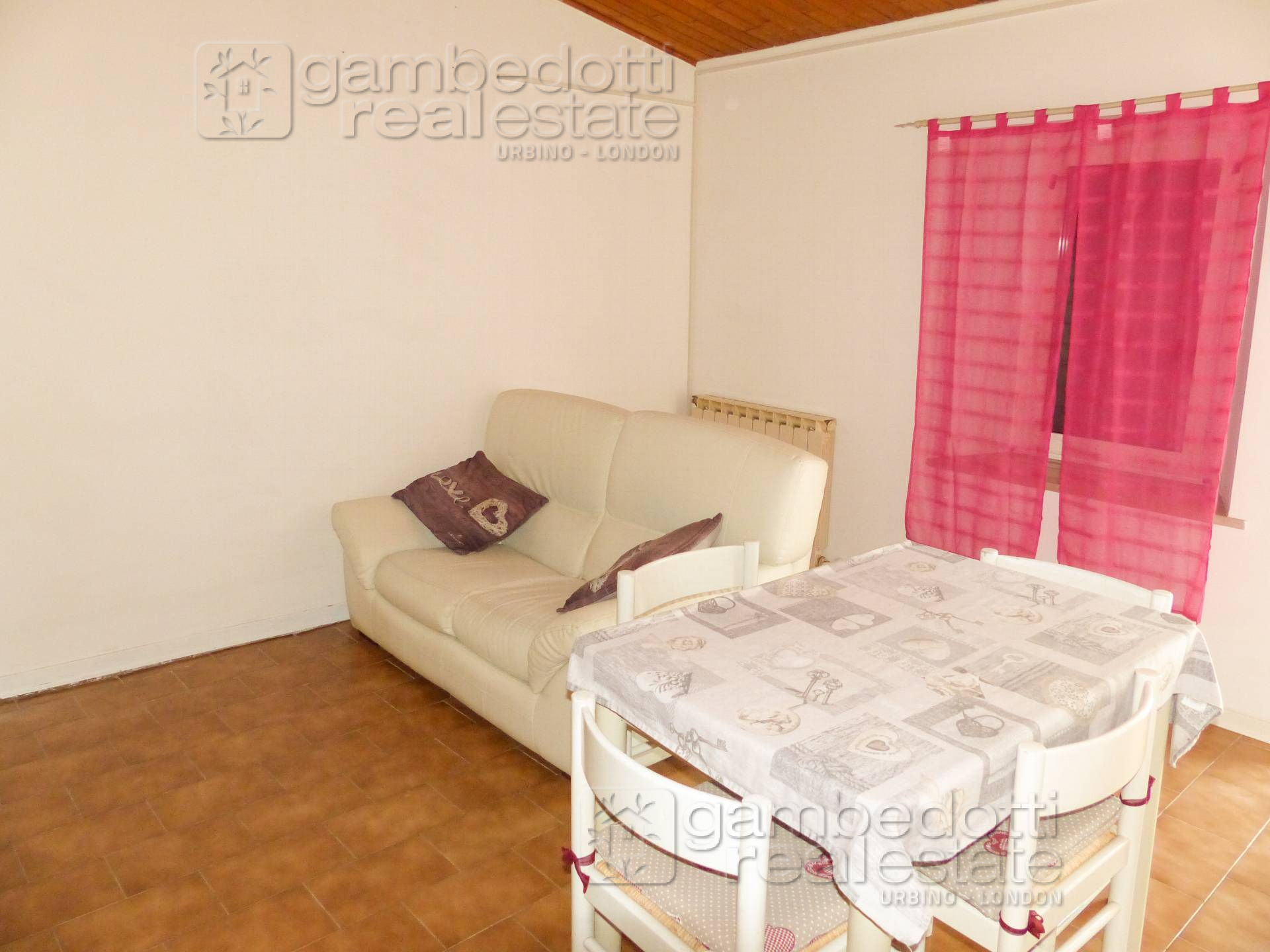 Casa Indipendente in vendita a Urbino, Montesoffio