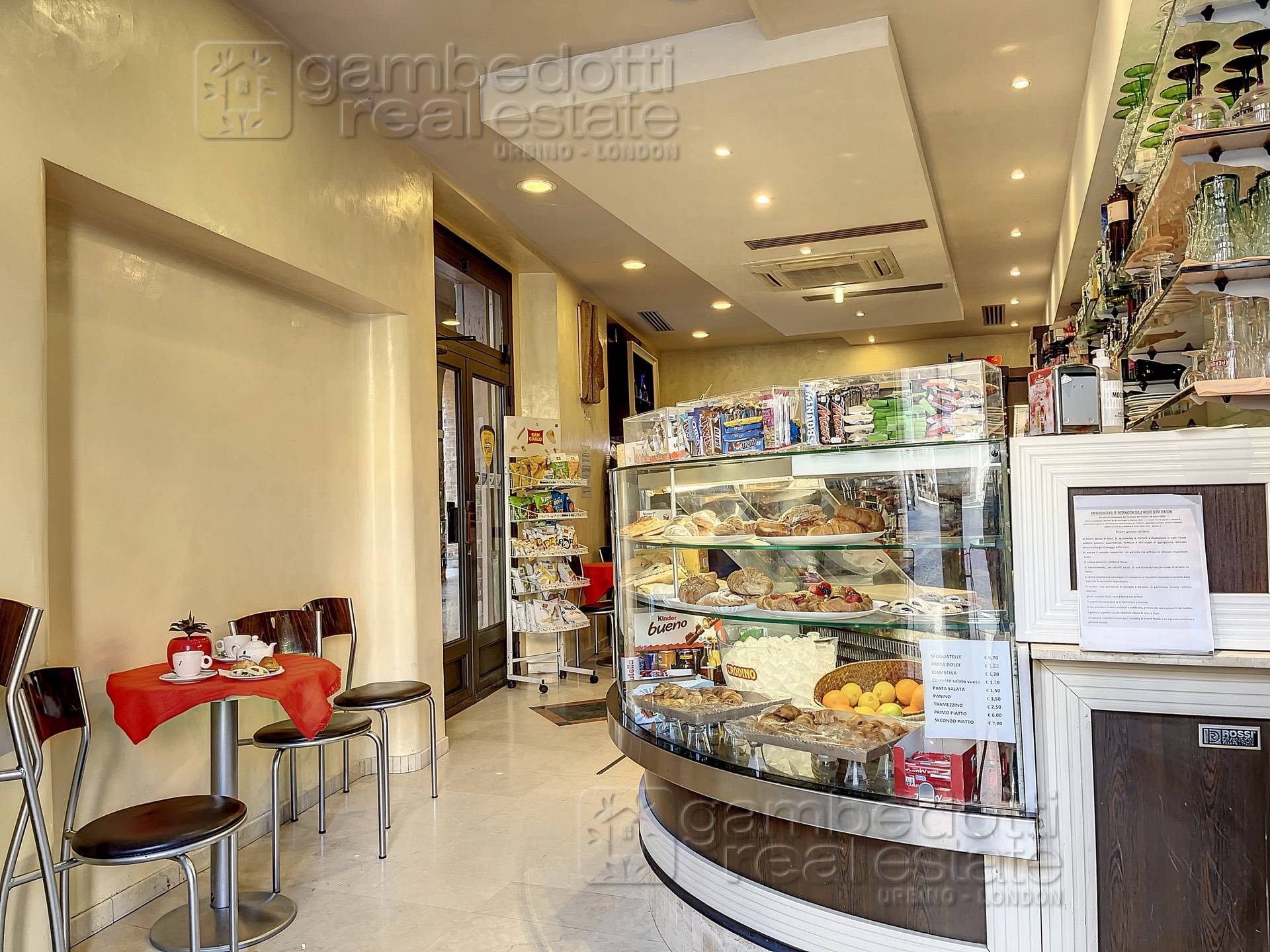 Bar in vendita a Urbino, Centro Storico
