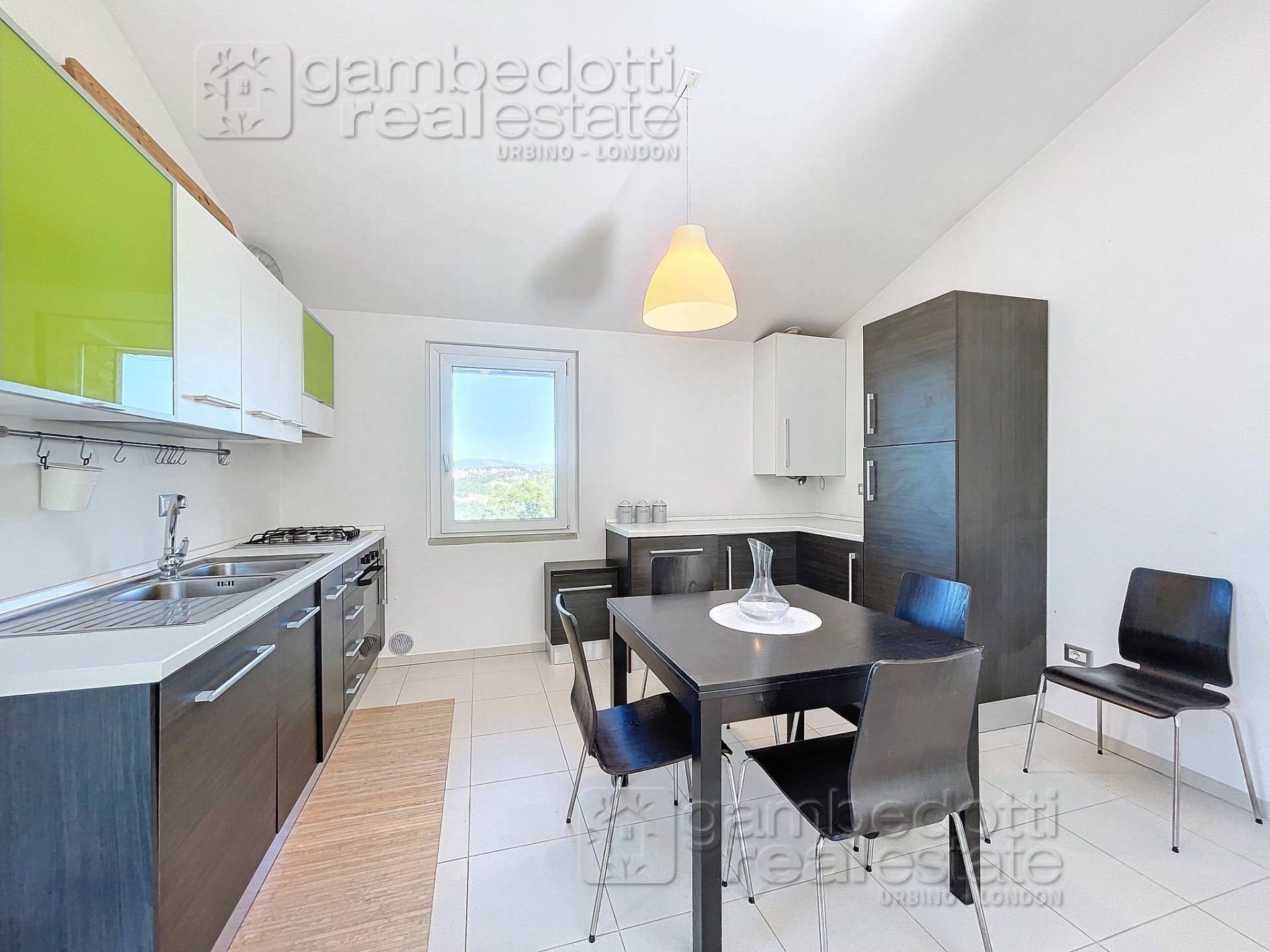 Appartamento in affitto a Urbino, Sasso