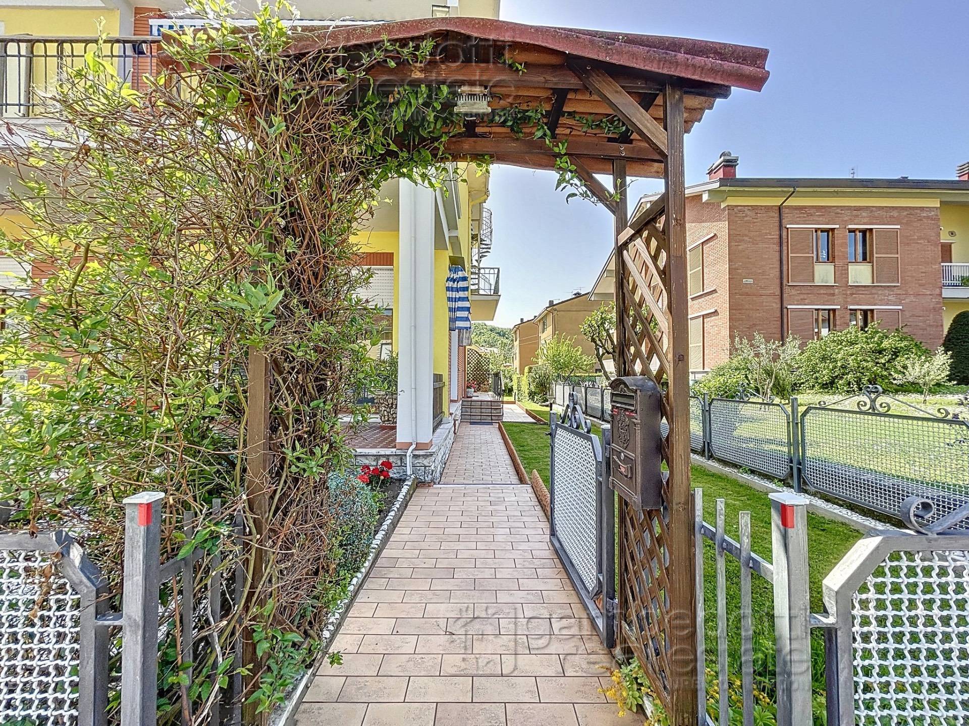 Appartamento in vendita a Piandimeleto