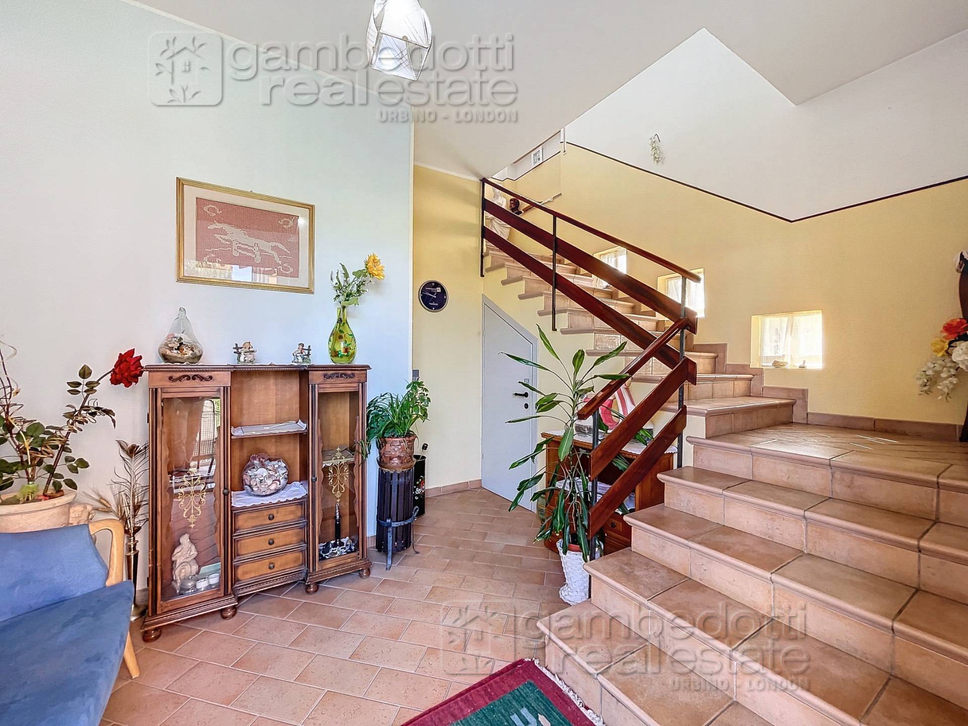 Appartamento in vendita a Piandimeleto