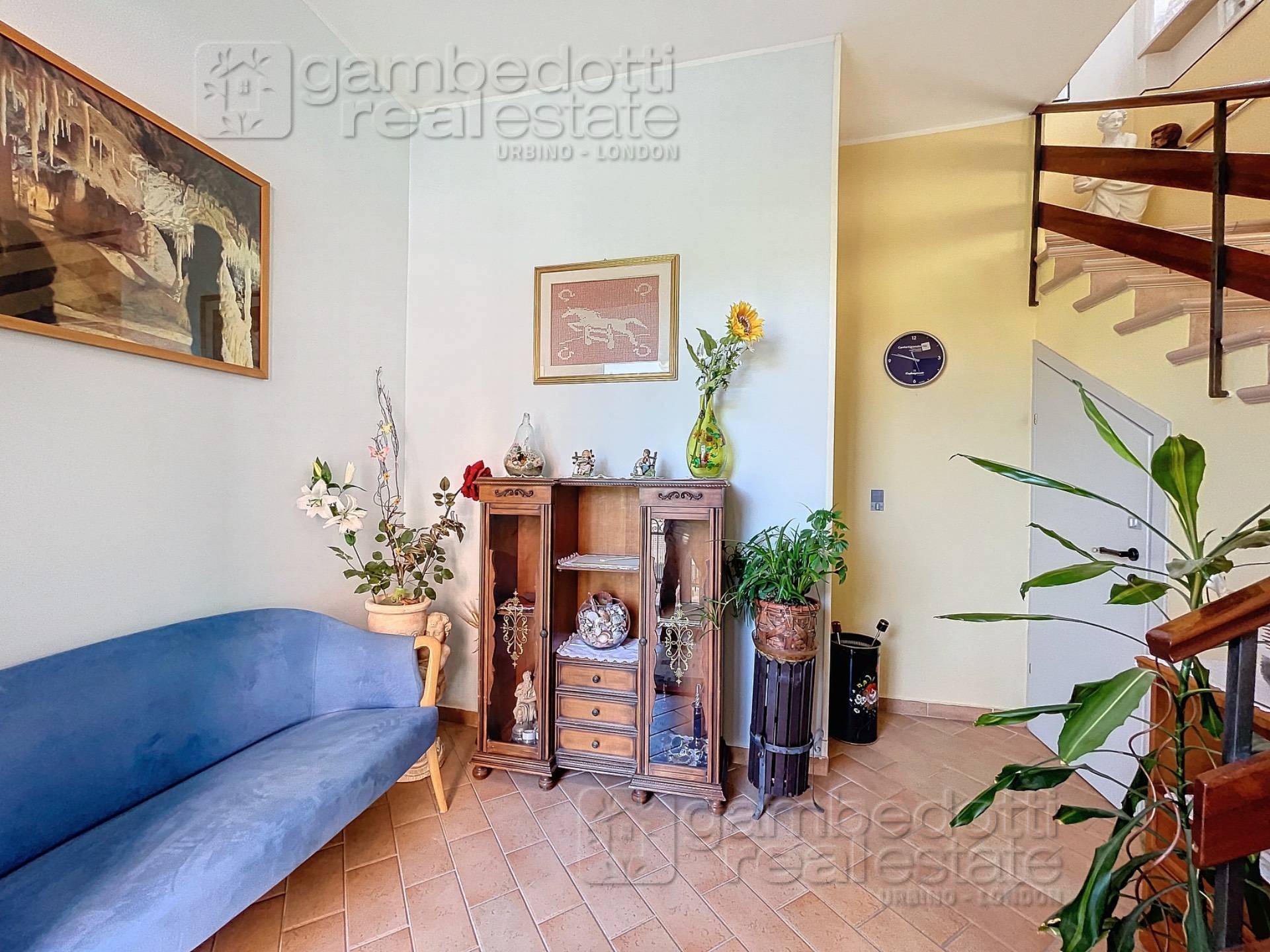 Appartamento in vendita a Piandimeleto