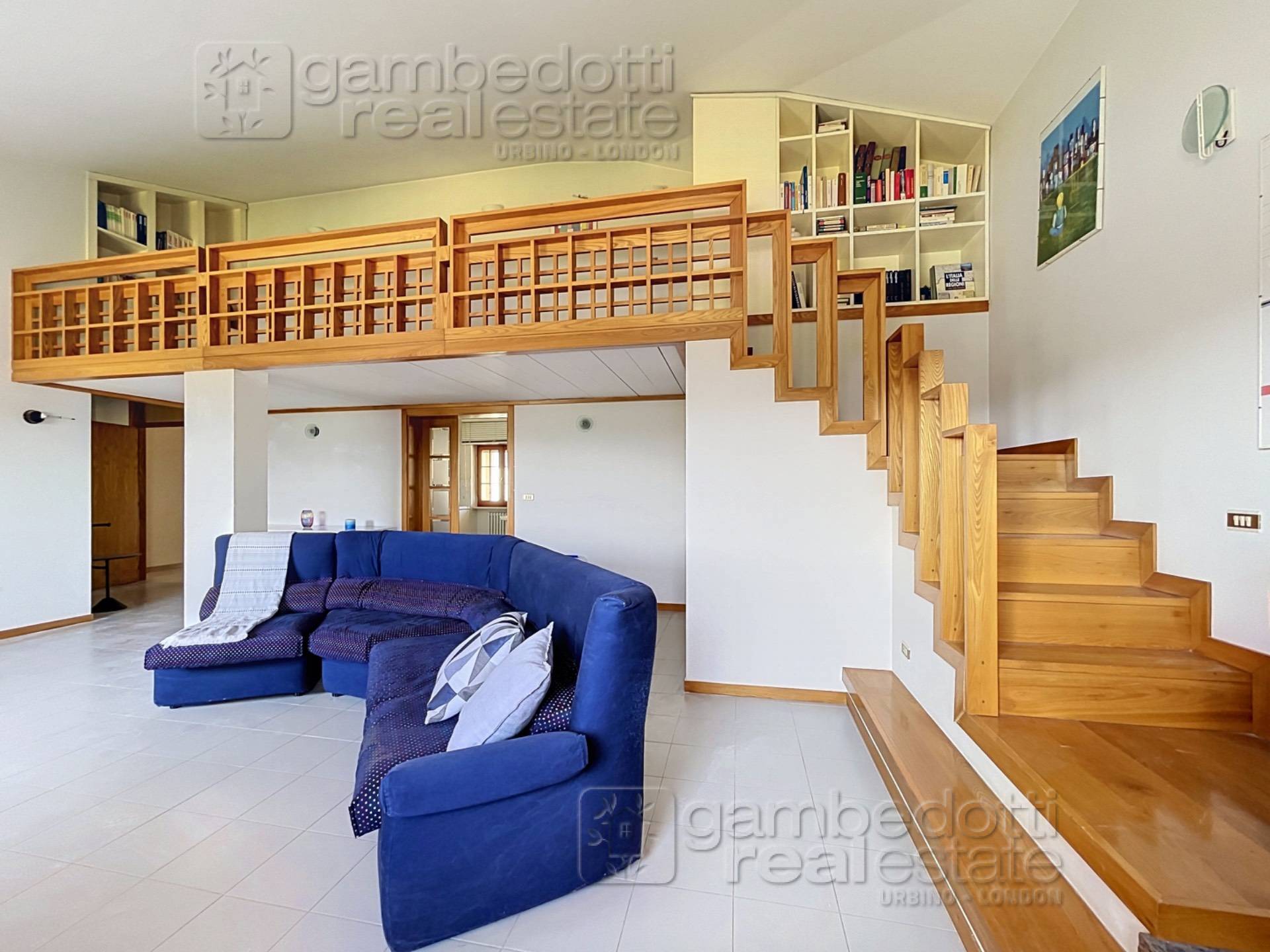 Casa Indipendente in vendita a Serra Sant'Abbondio