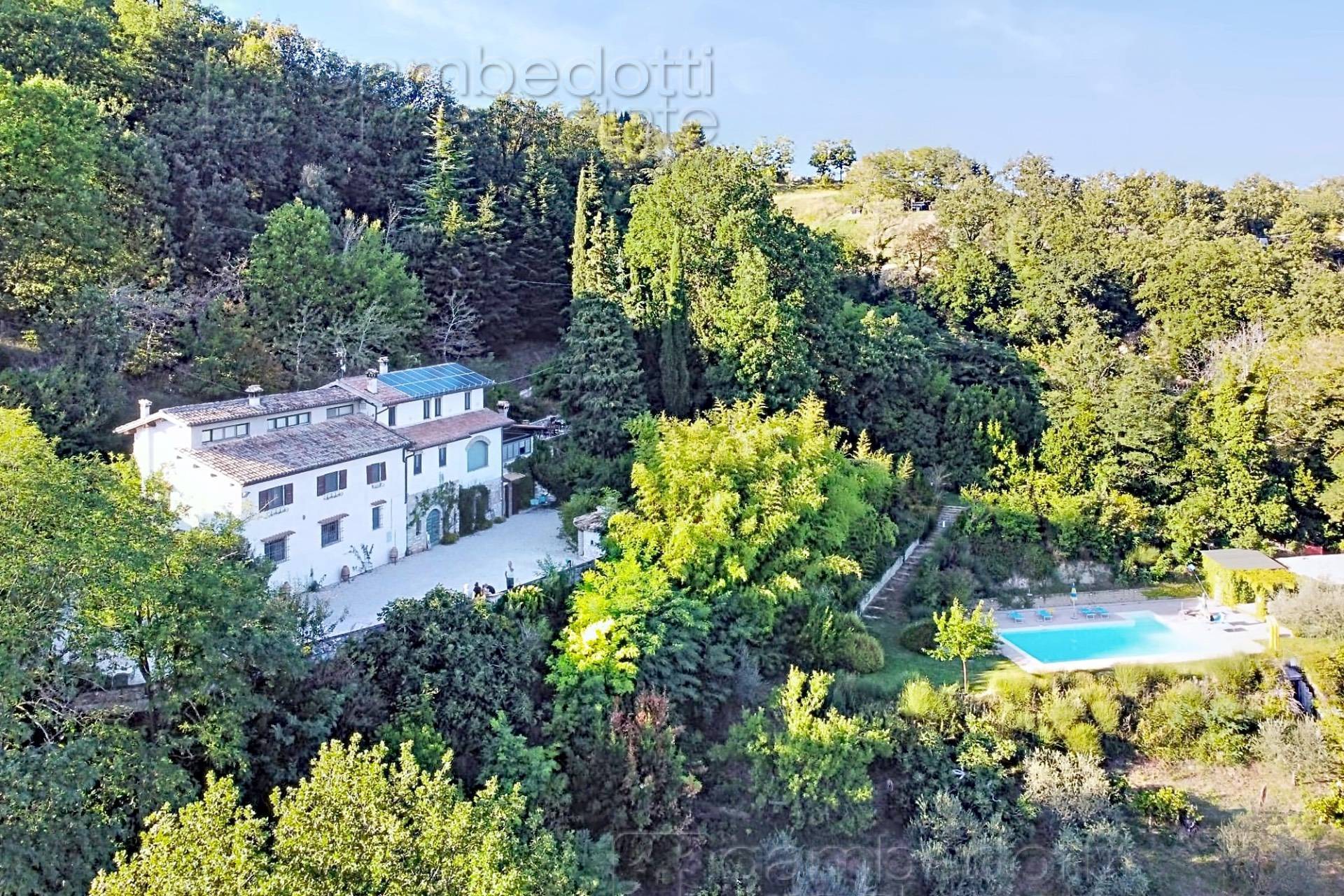 Villa in vendita a Urbino