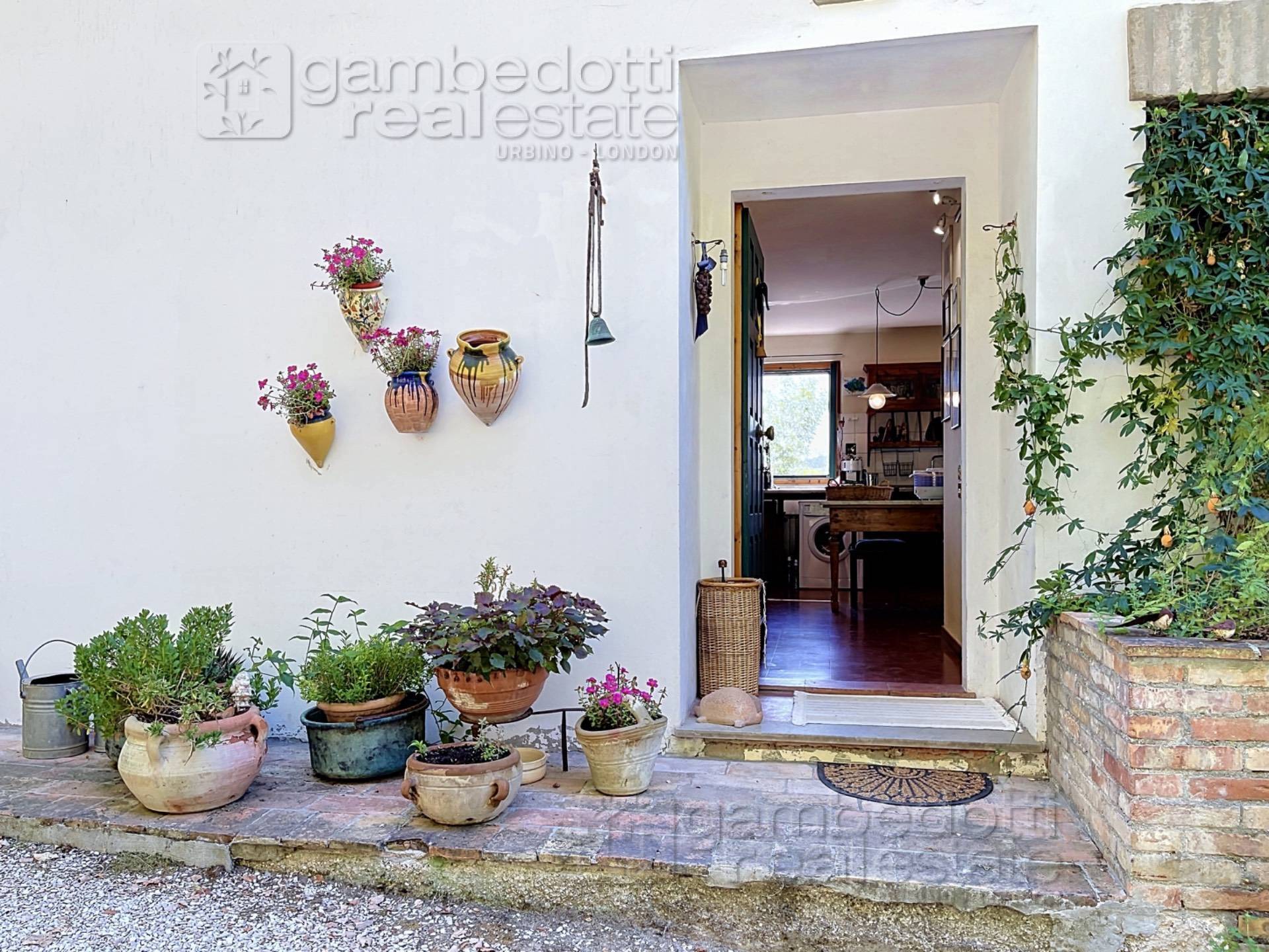 Villa in vendita a Urbino