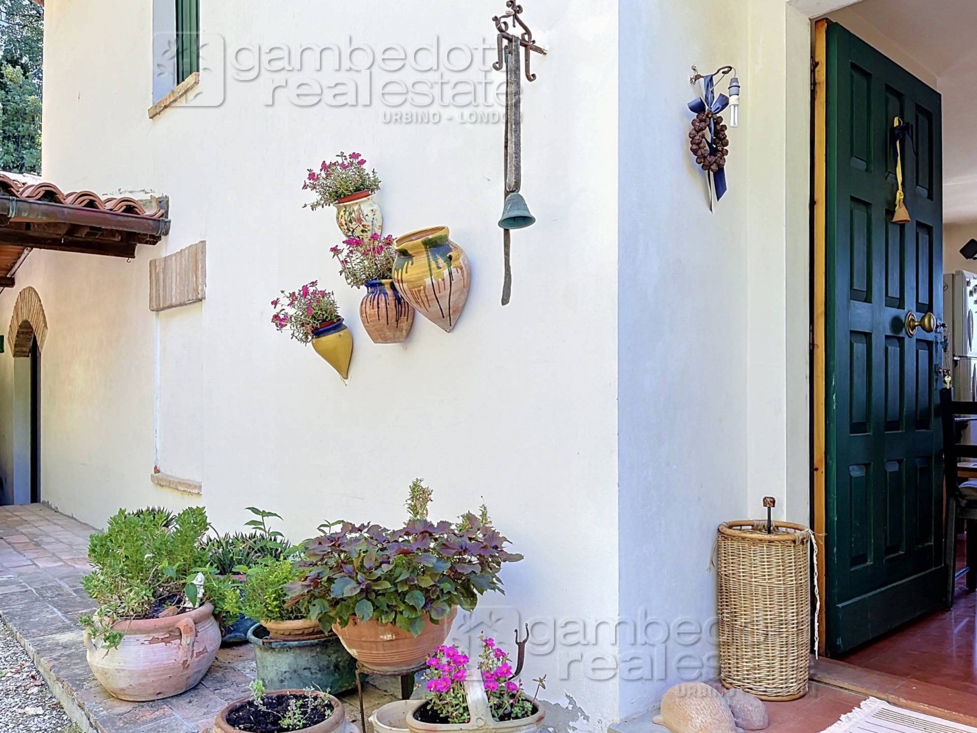 Villa in vendita a Urbino