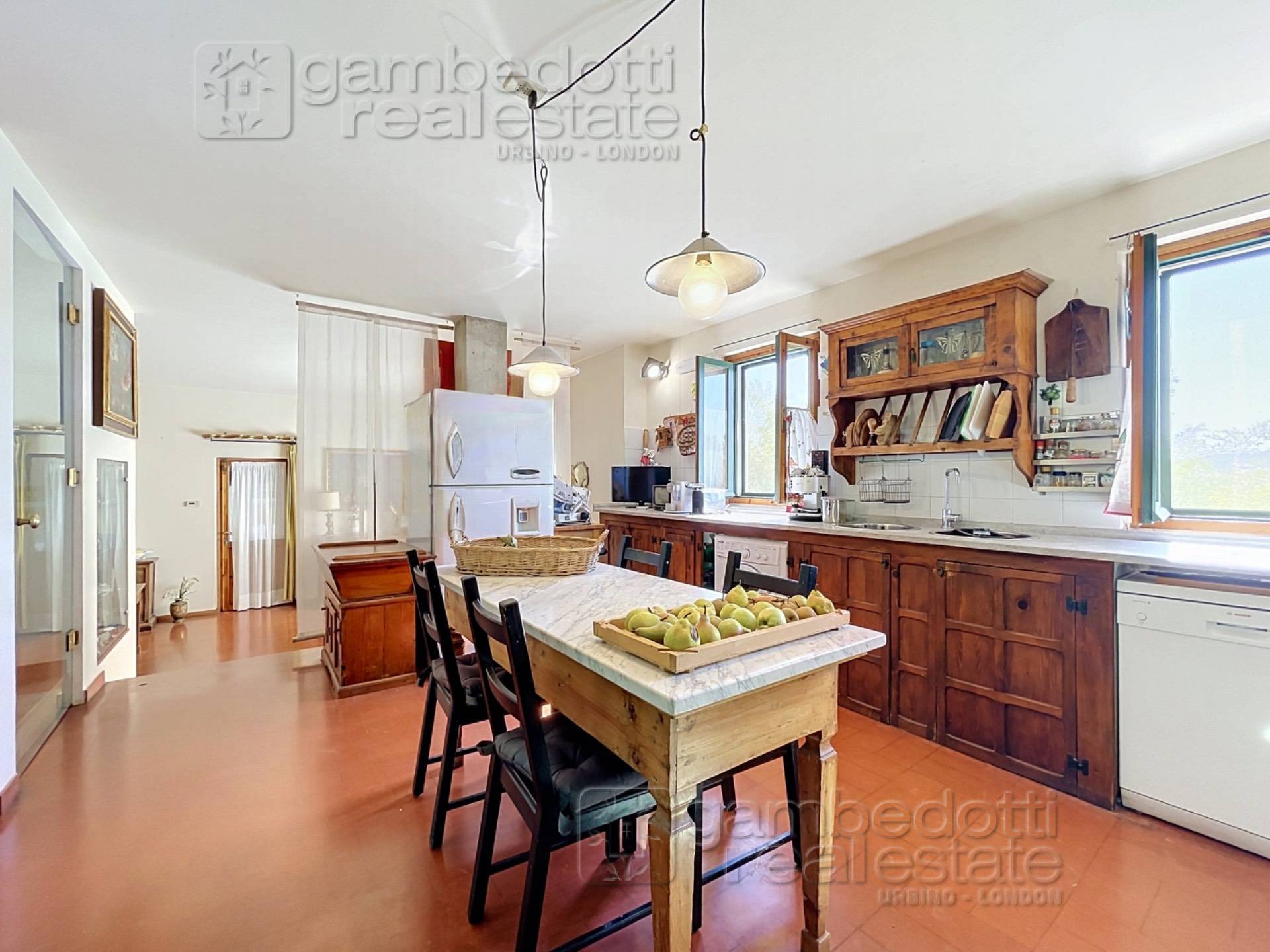 Villa in vendita a Urbino