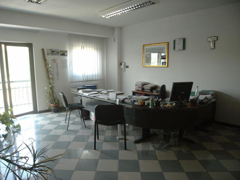 Capannone in vendita a Castorano, San Silvestro