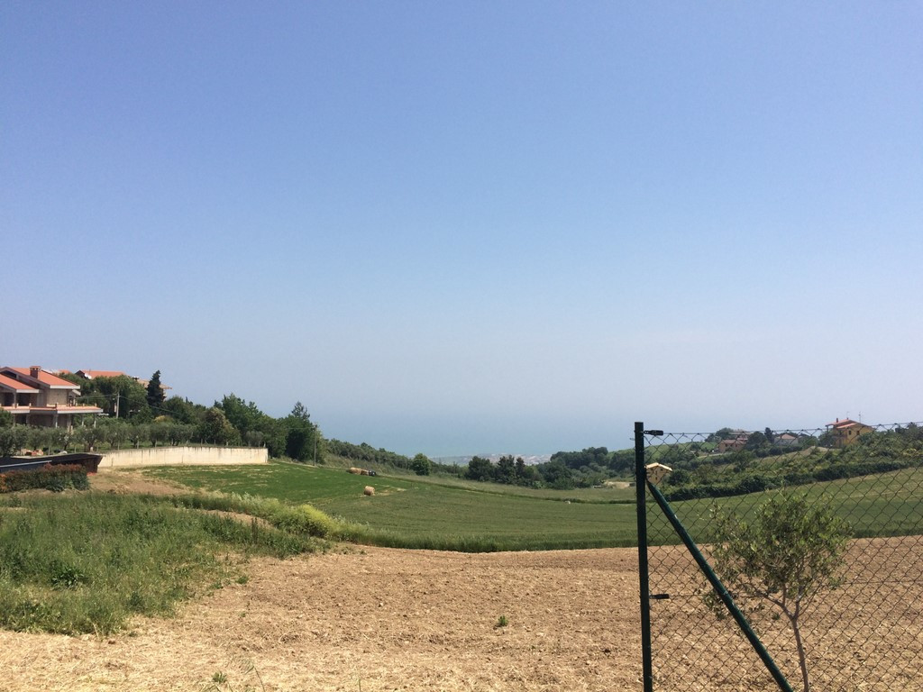 Terreno edificabile in vendita a Colonnella