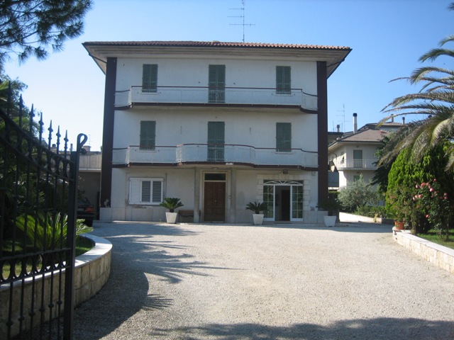 Villa in vendita a Spinetoli, Pagliare del Tronto