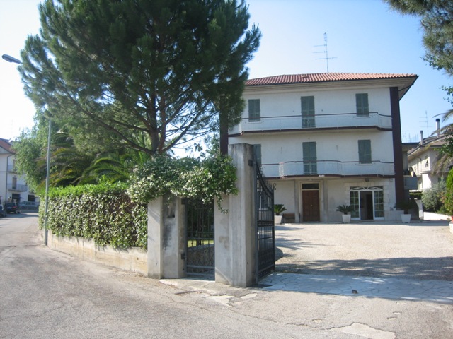 Villa in vendita a Spinetoli, Pagliare del Tronto