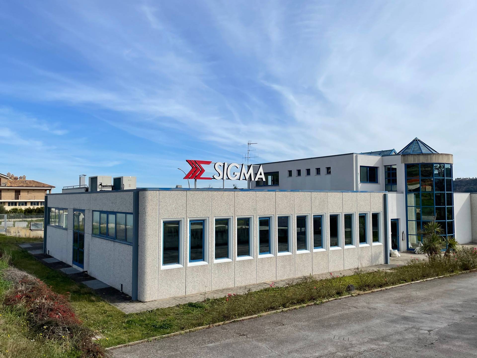 Capannone in vendita a Altidona