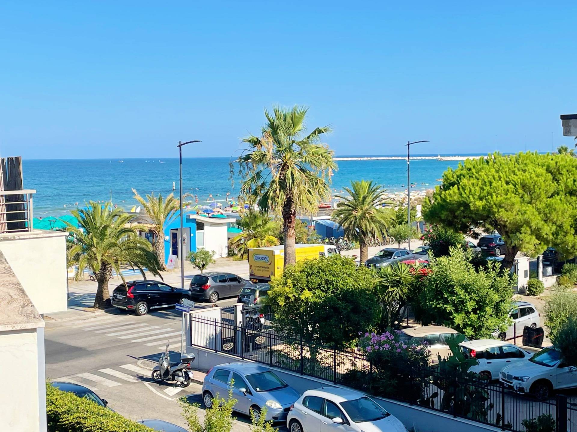 Attico in vendita a Grottammare, zona Mare