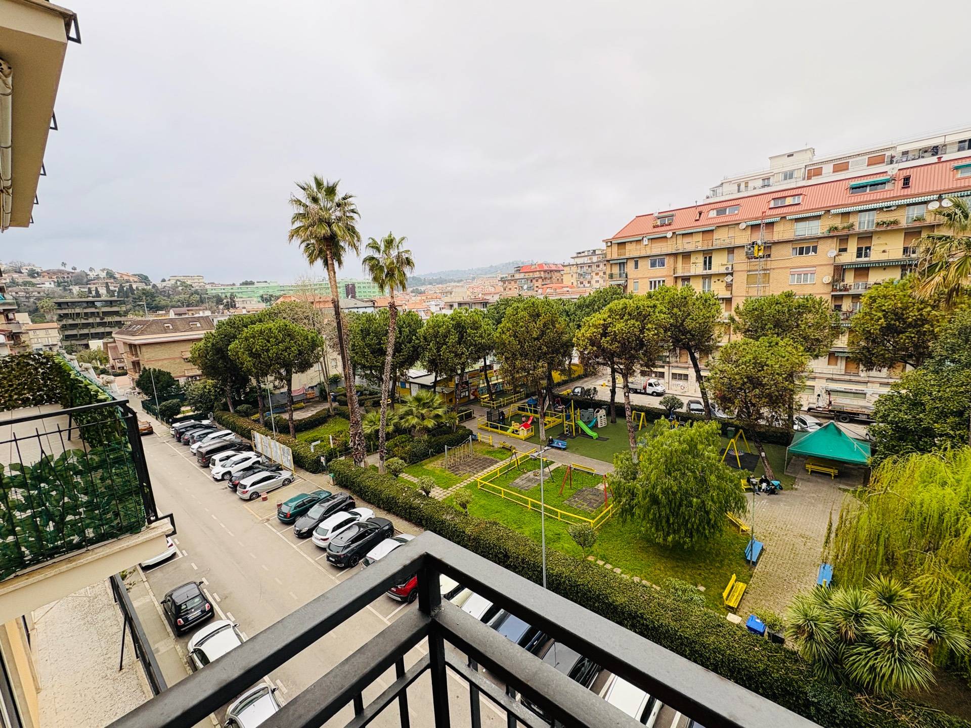 Appartamento in vendita a San Benedetto del Tronto, viale De Gasperi