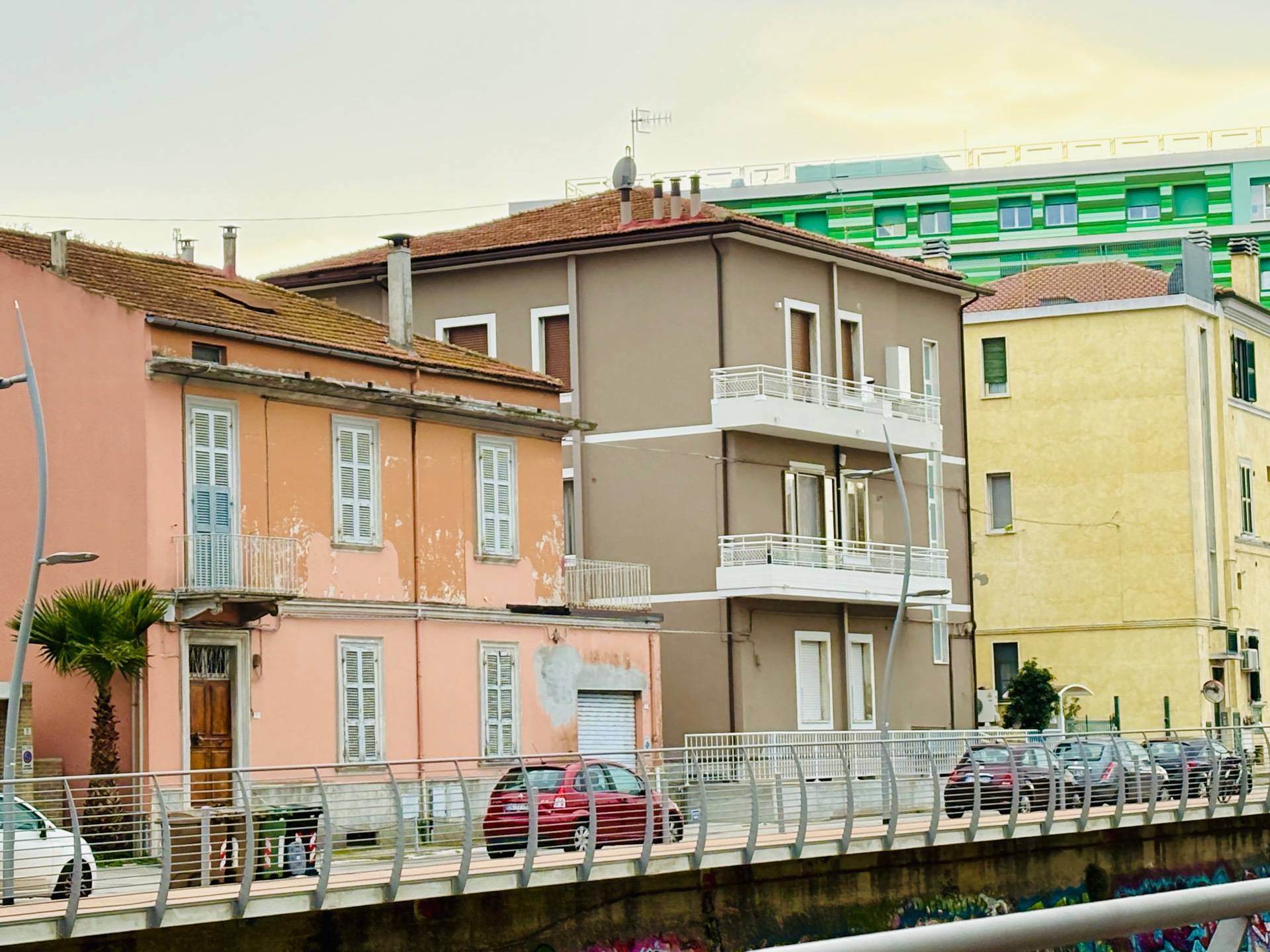 Magazzino in vendita a San Benedetto del Tronto, viale De Gasperi