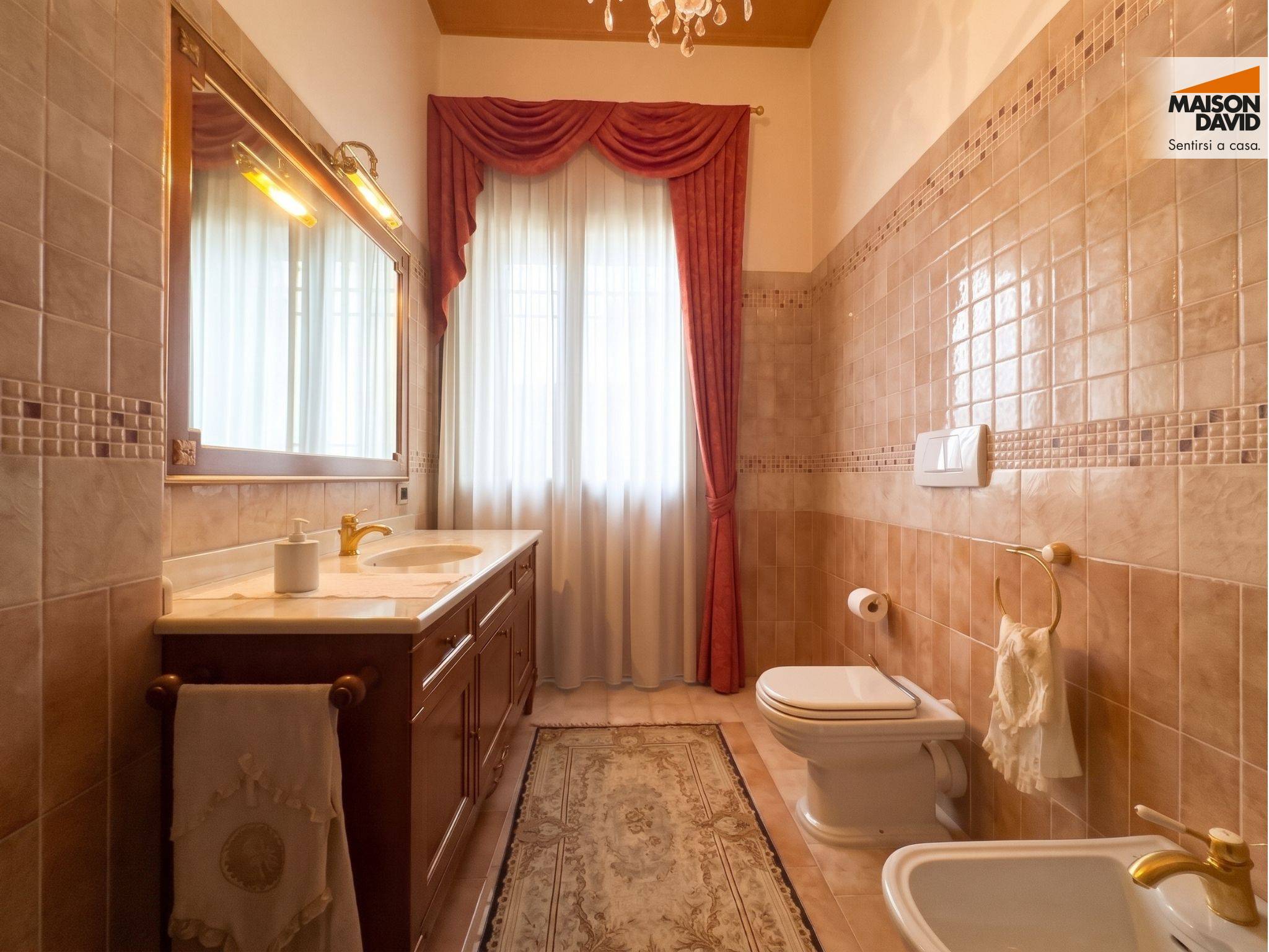Villa in vendita a Colceresa